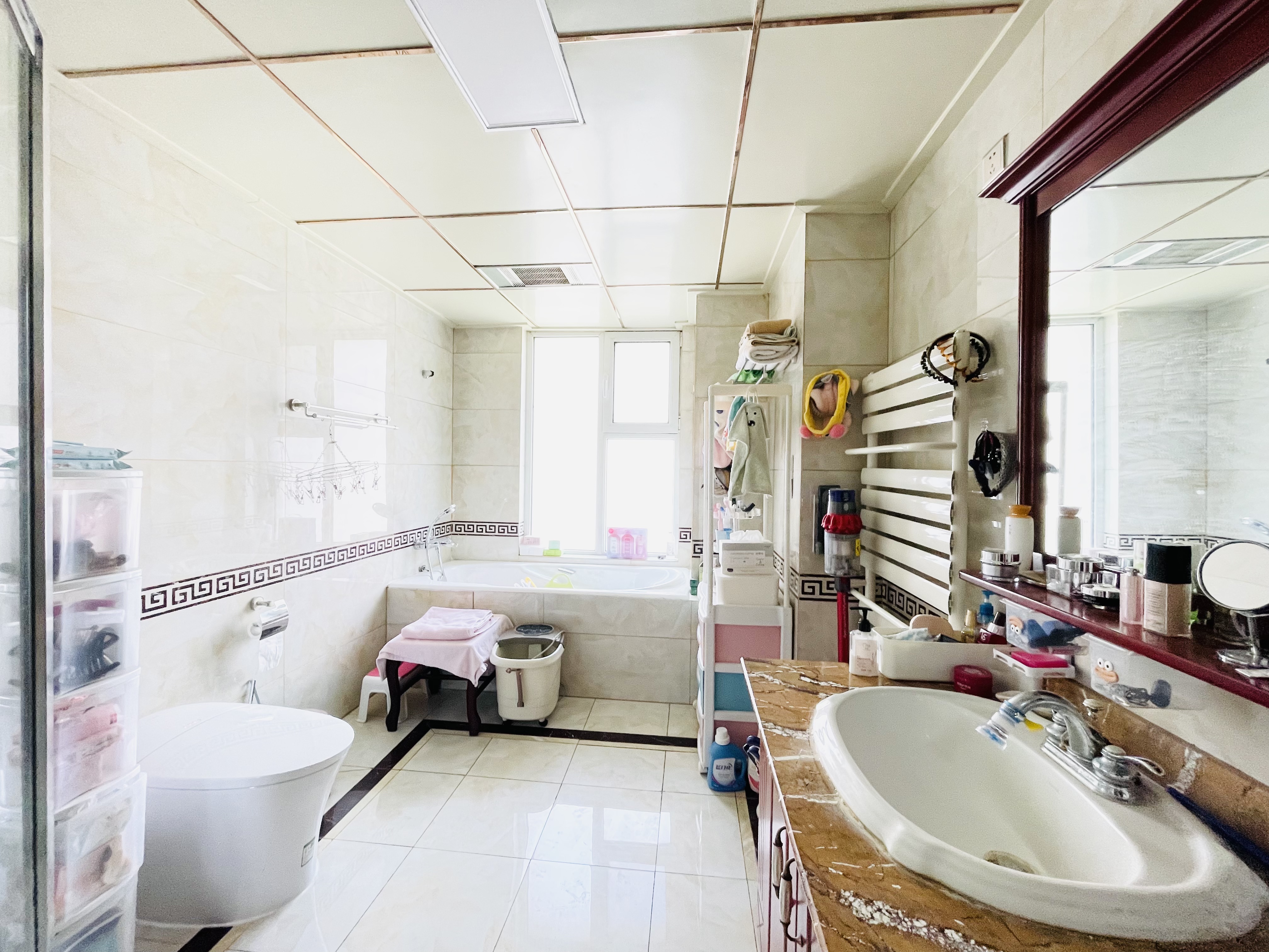 中国铁建国际城