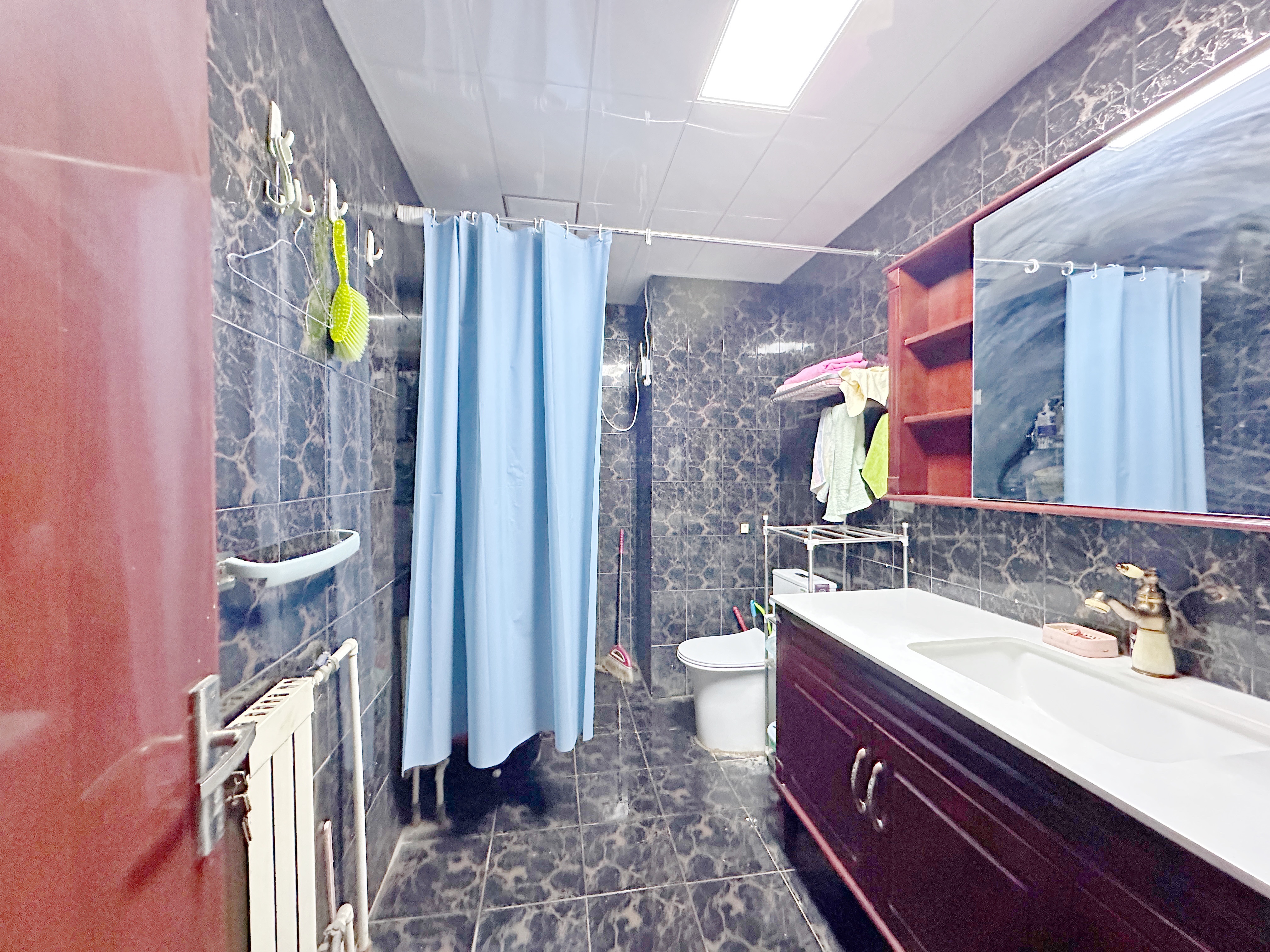 卧龙花园龙和苑