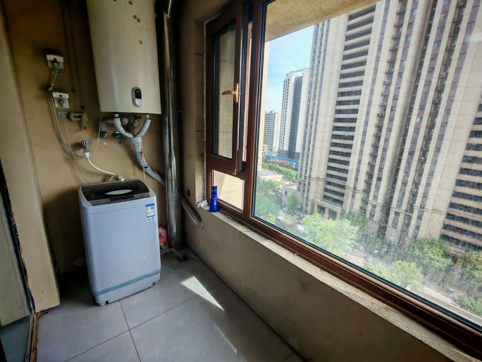 海尔云世界滟澜公馆花园
