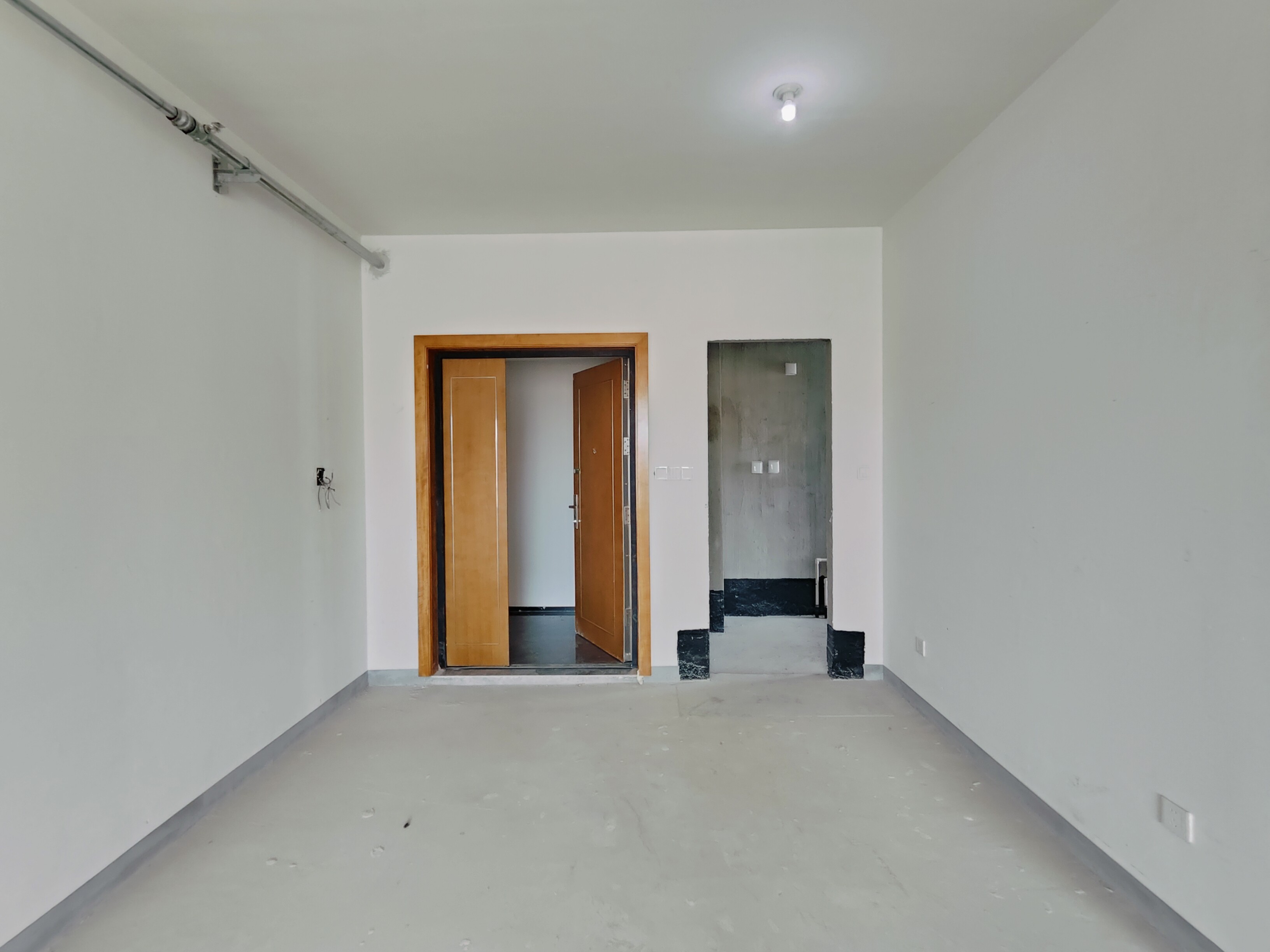 恒大滨河左岸公寓(临湖公馆花园)