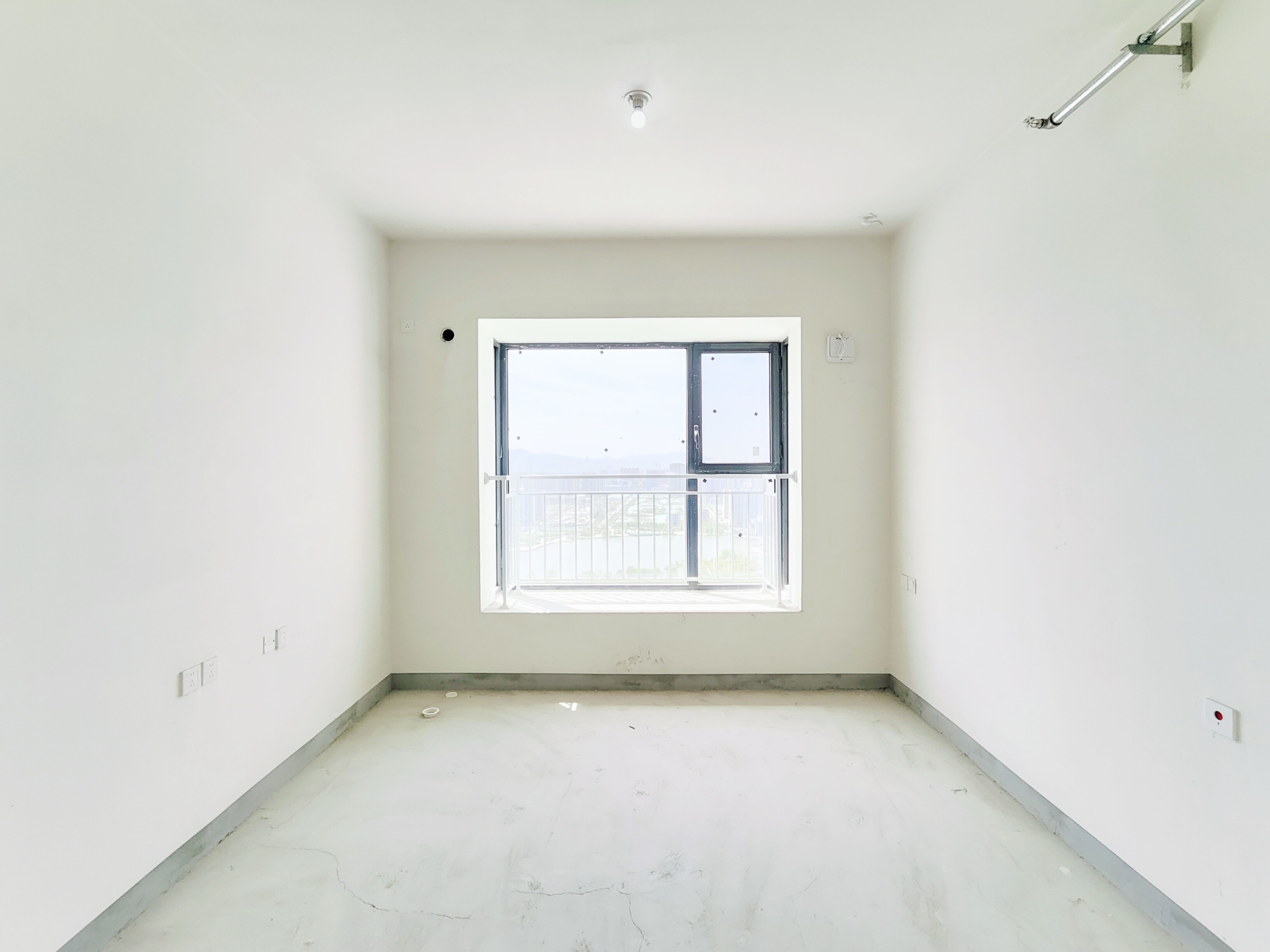 恒大滨河左岸公寓(临湖公馆花园)