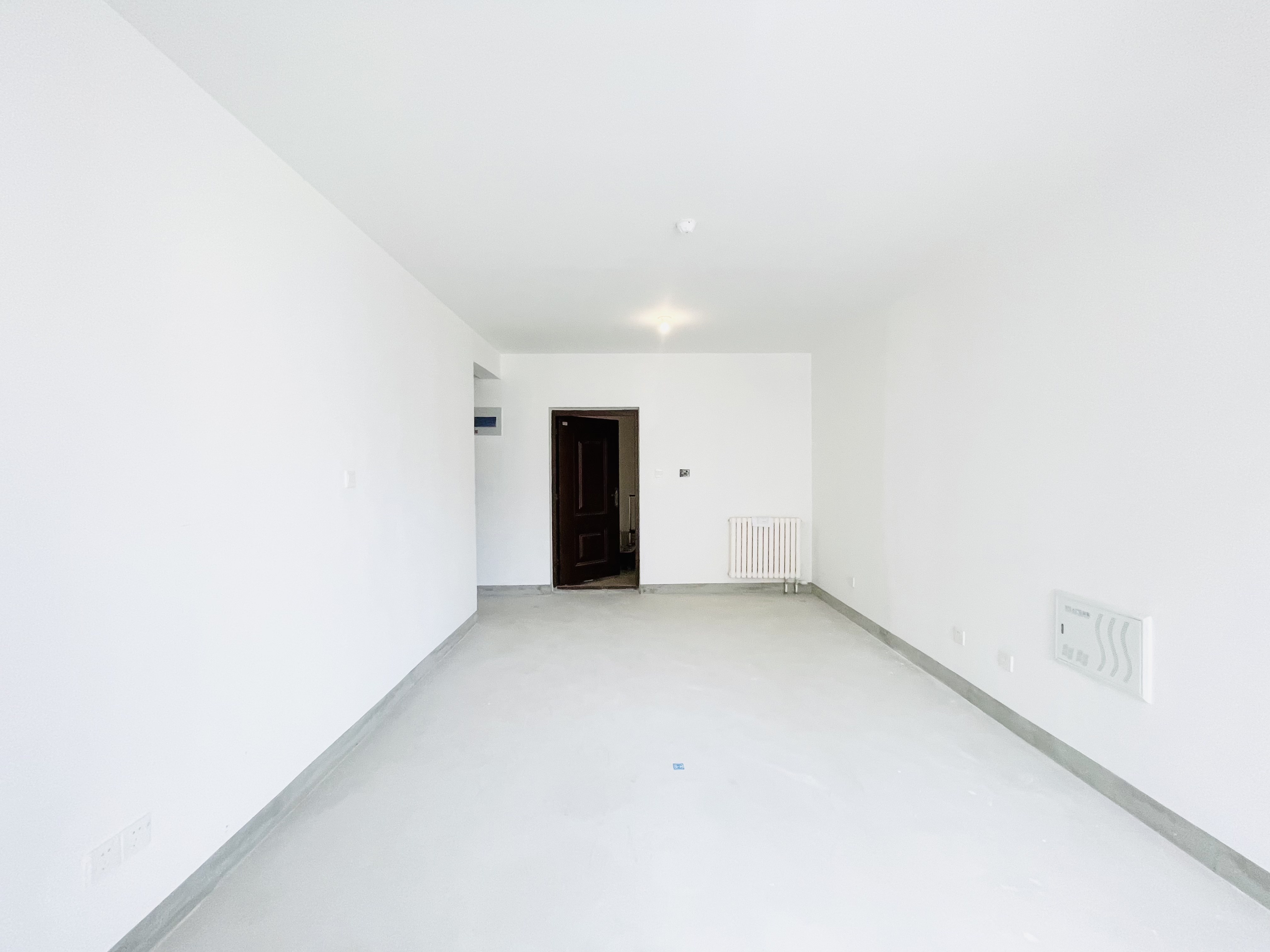  城投伴山居 南北