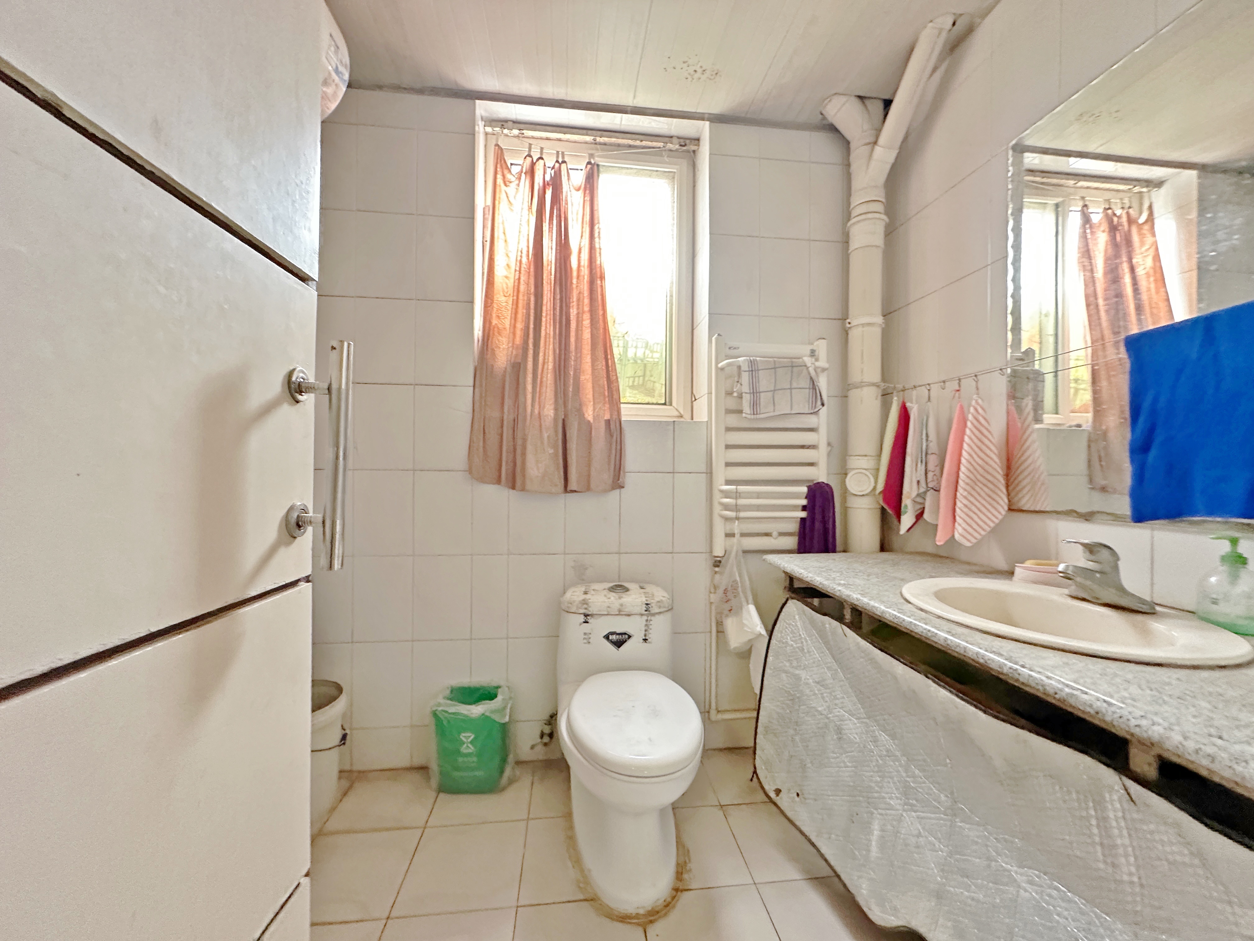 卧龙花园龙盛苑