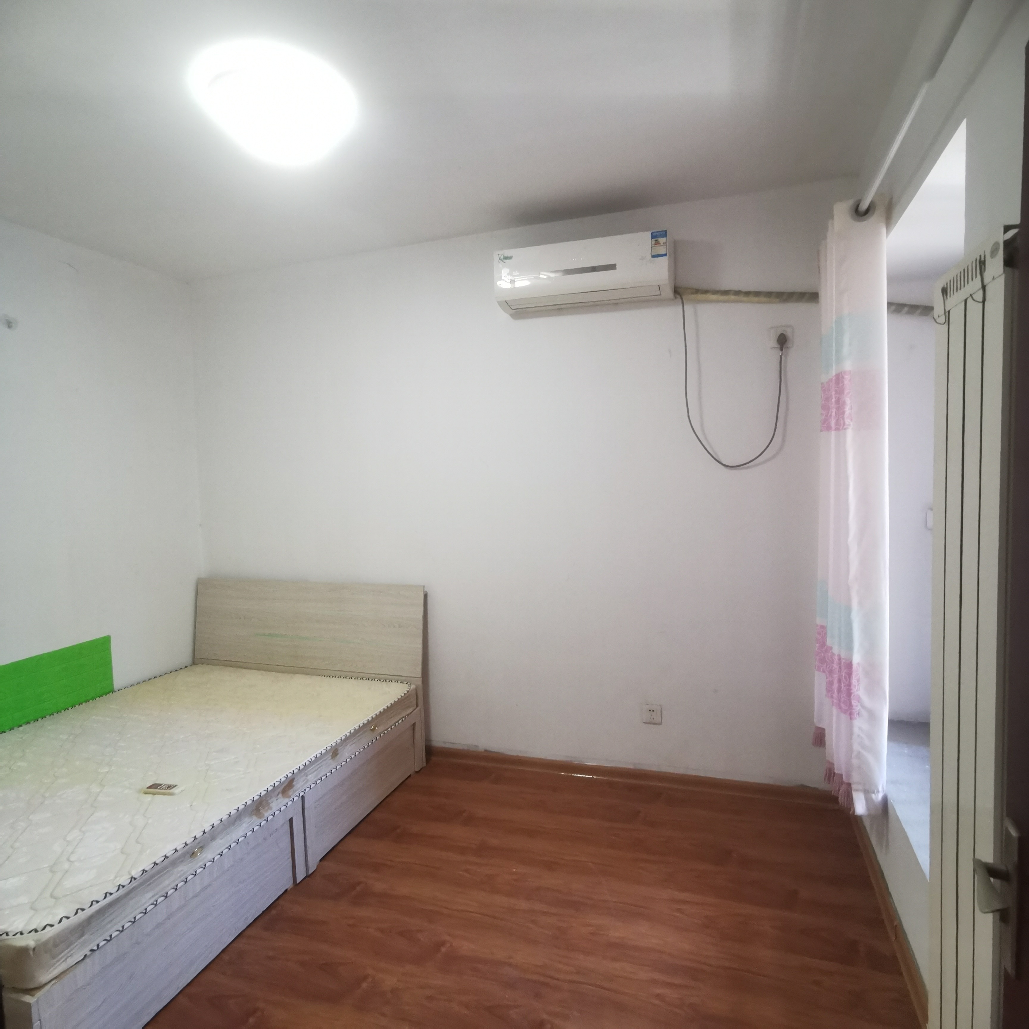 绿地新里梵尔赛公馆