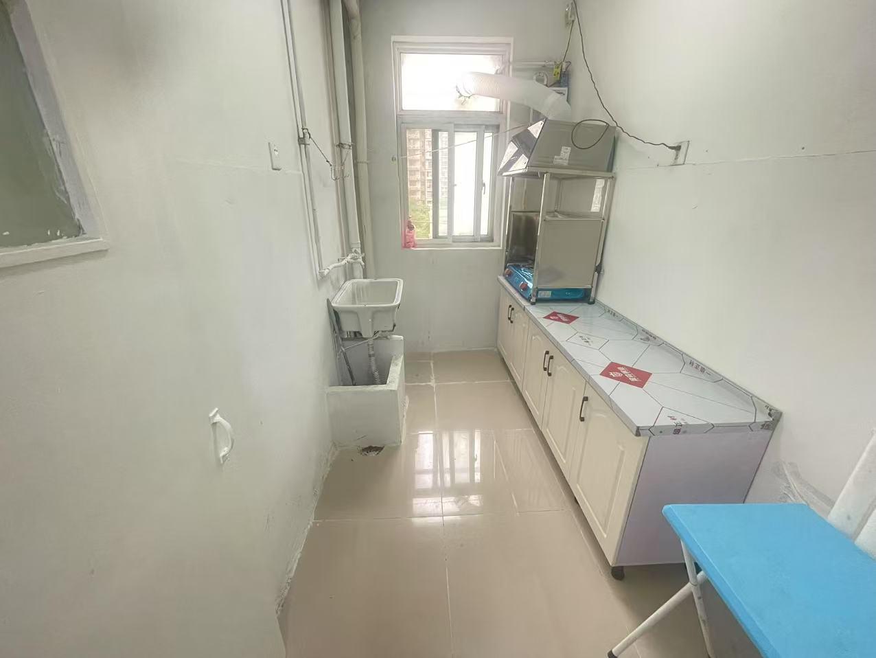 馆驿街小区