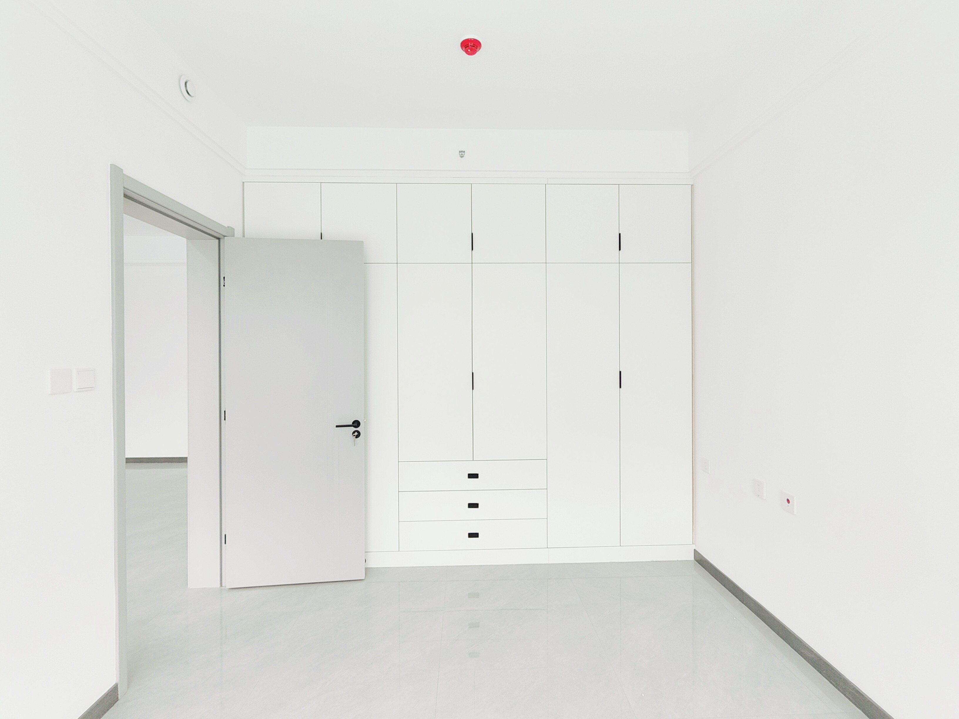 恒大滨河左岸公寓(临湖公馆花园)