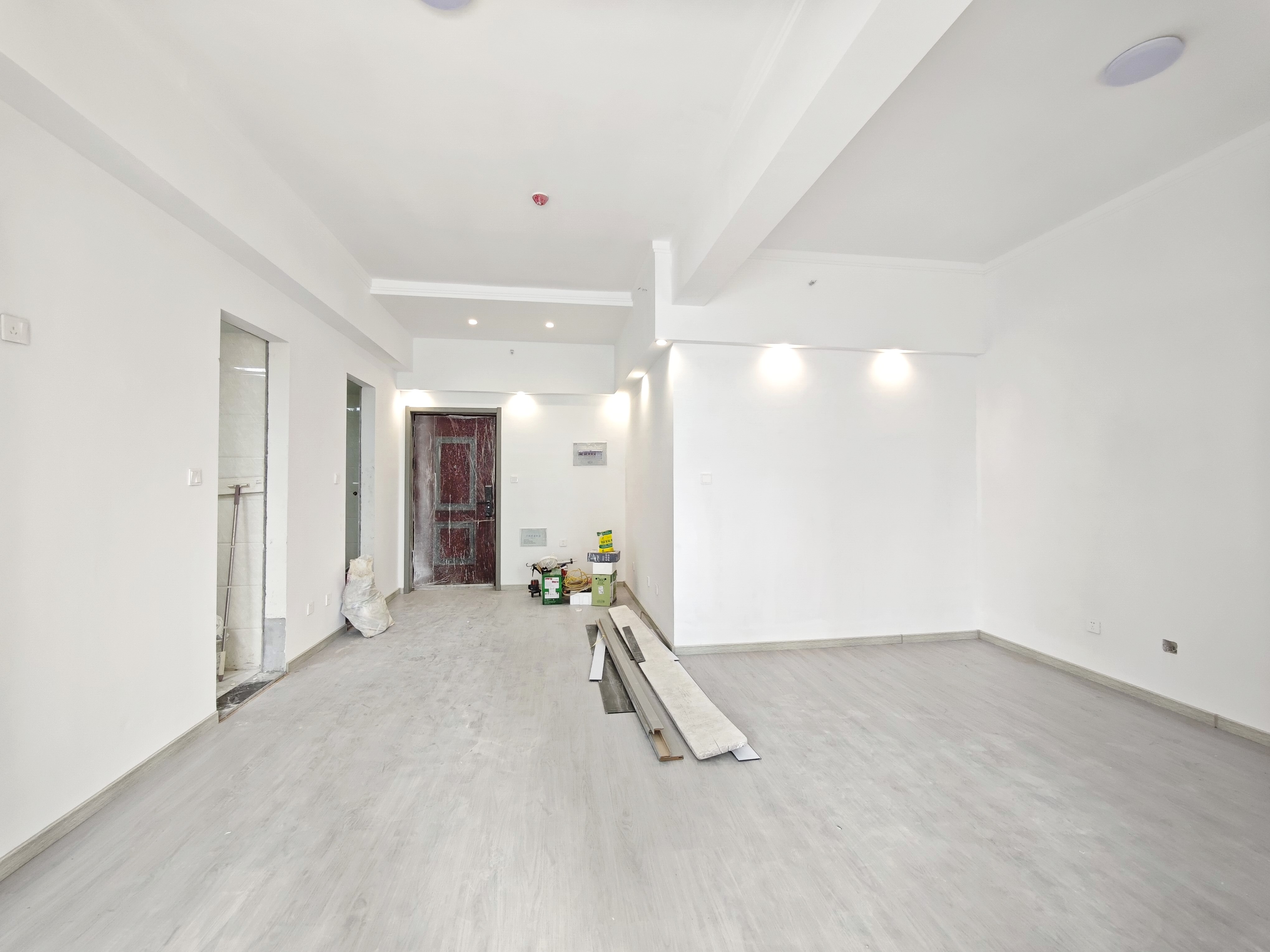  路港商业广场 南