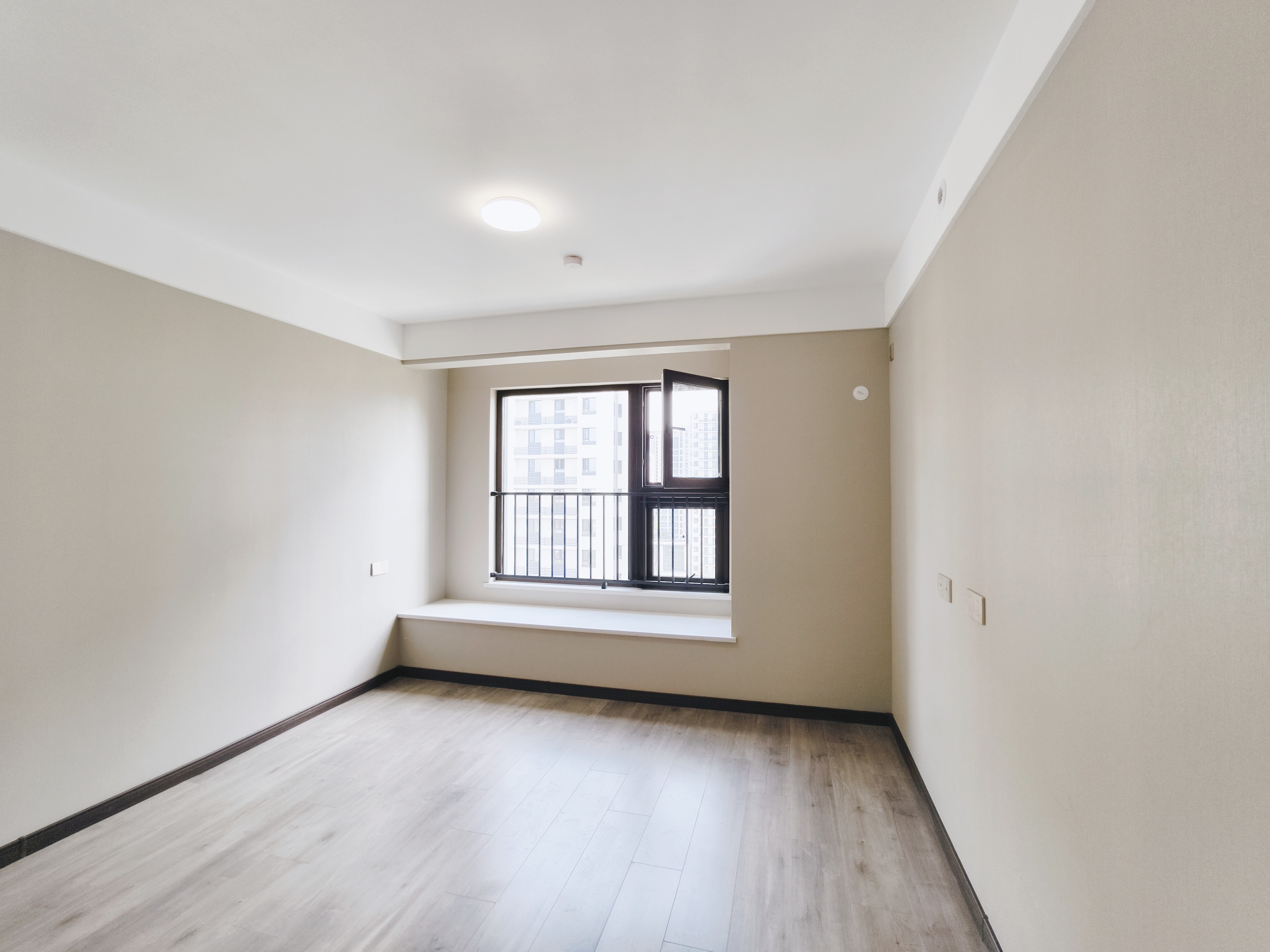 雪山万科城云湾园