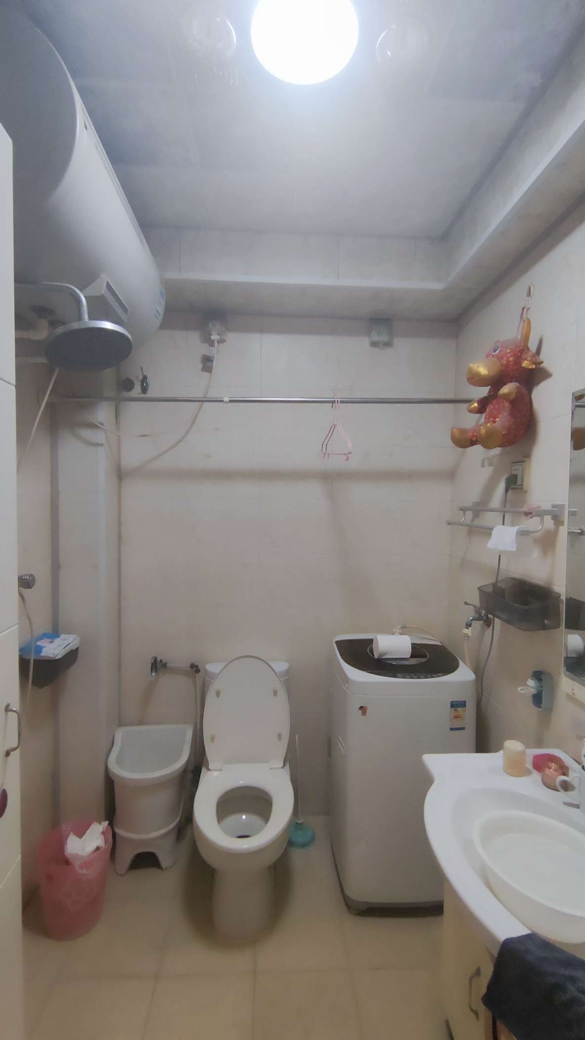 明湖天地