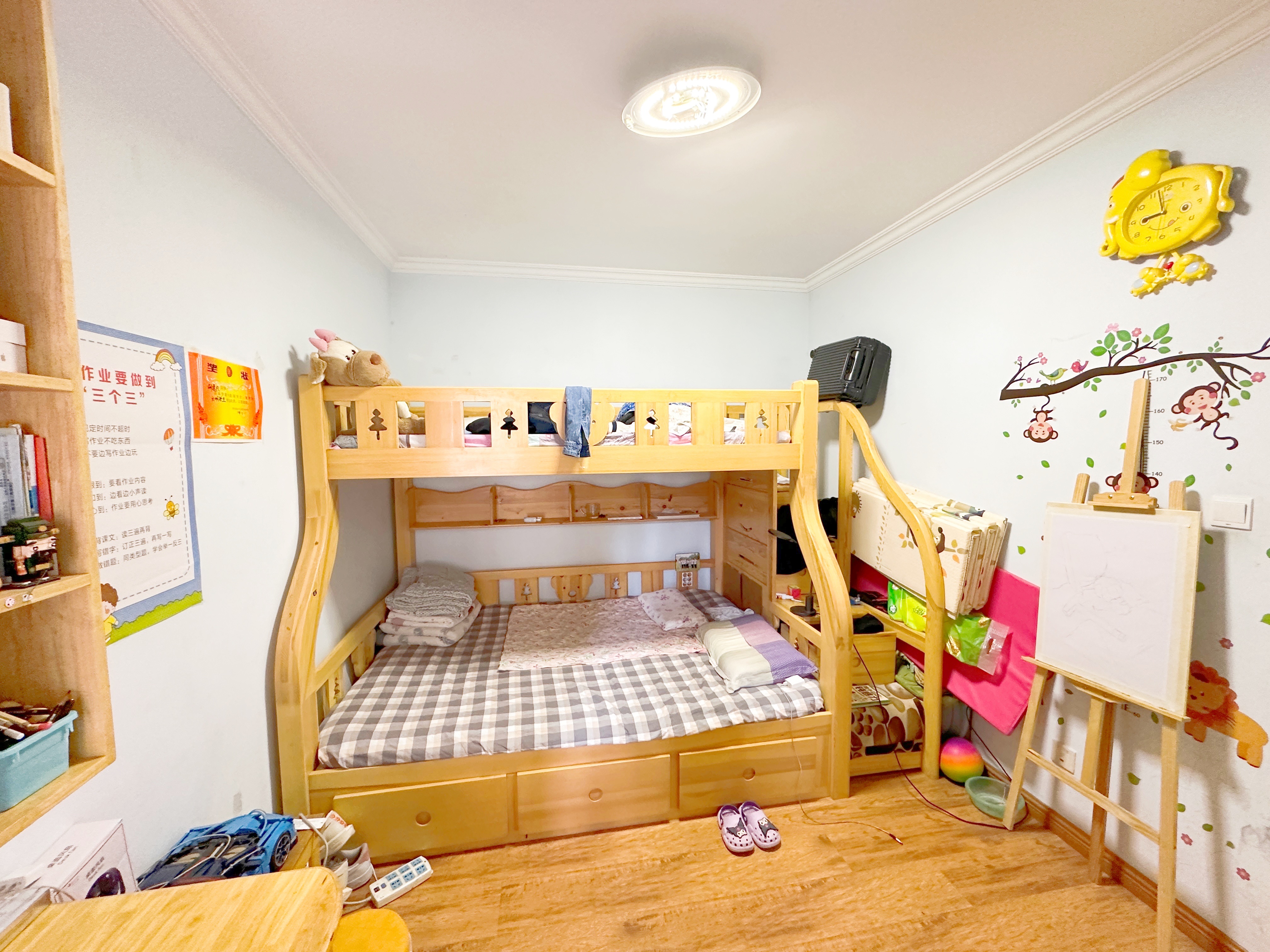 绿地新里梵尔赛公馆