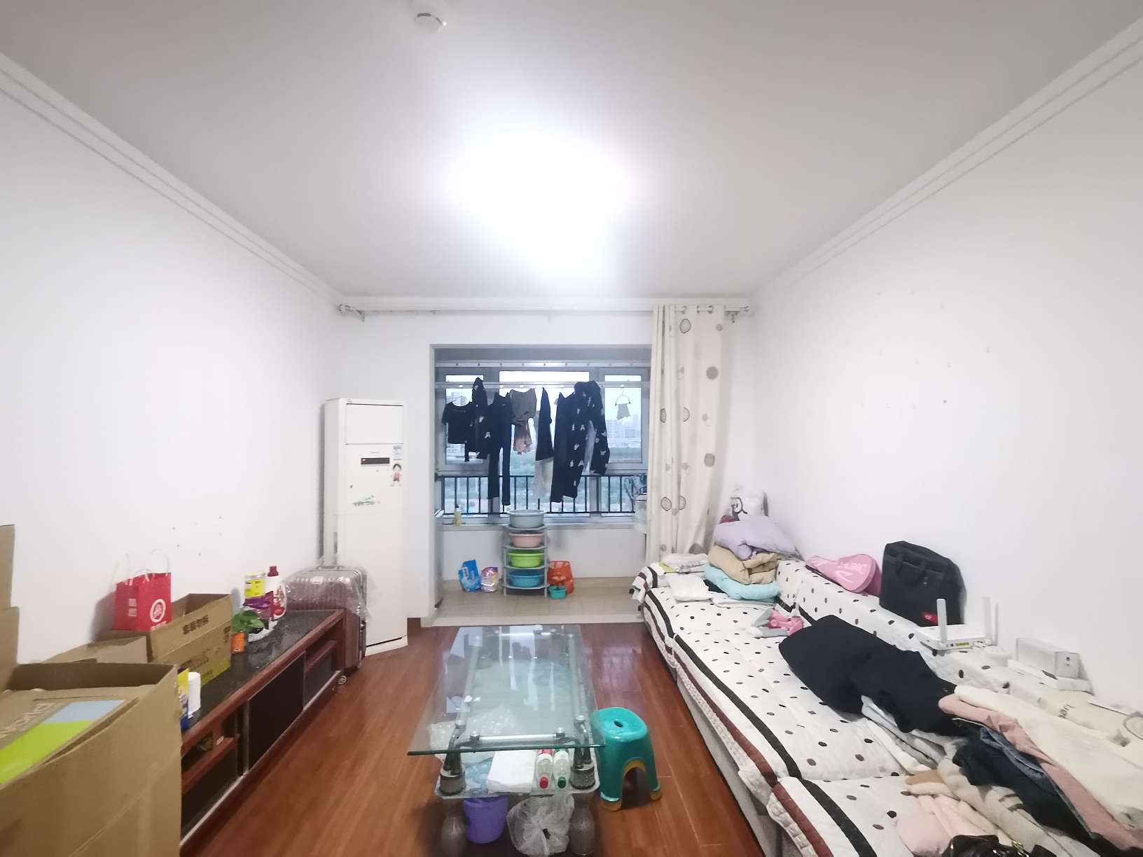整租·出租，万科精装三居室，看房方便，着急出租，