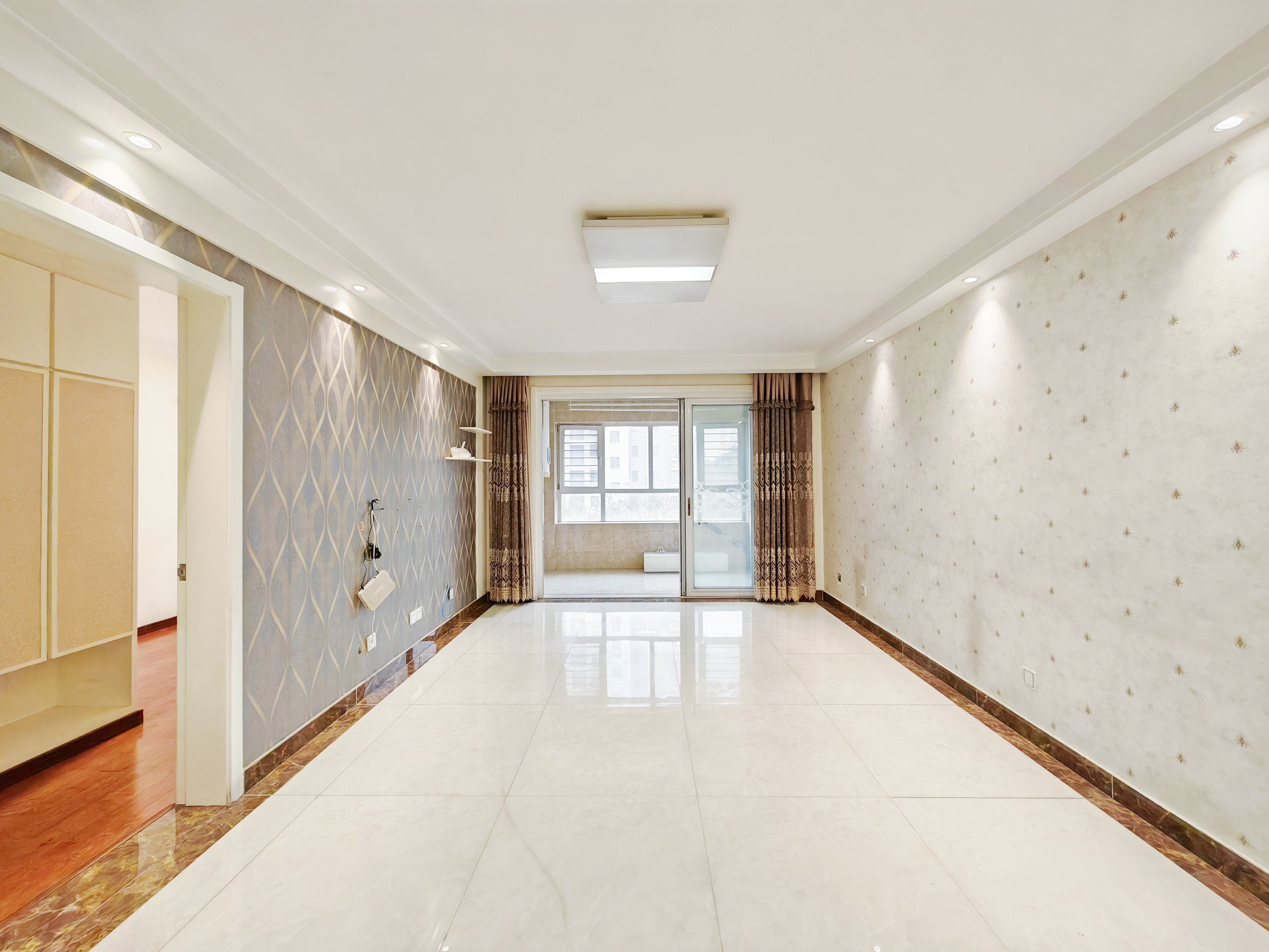  大学路 港基城市经典  9