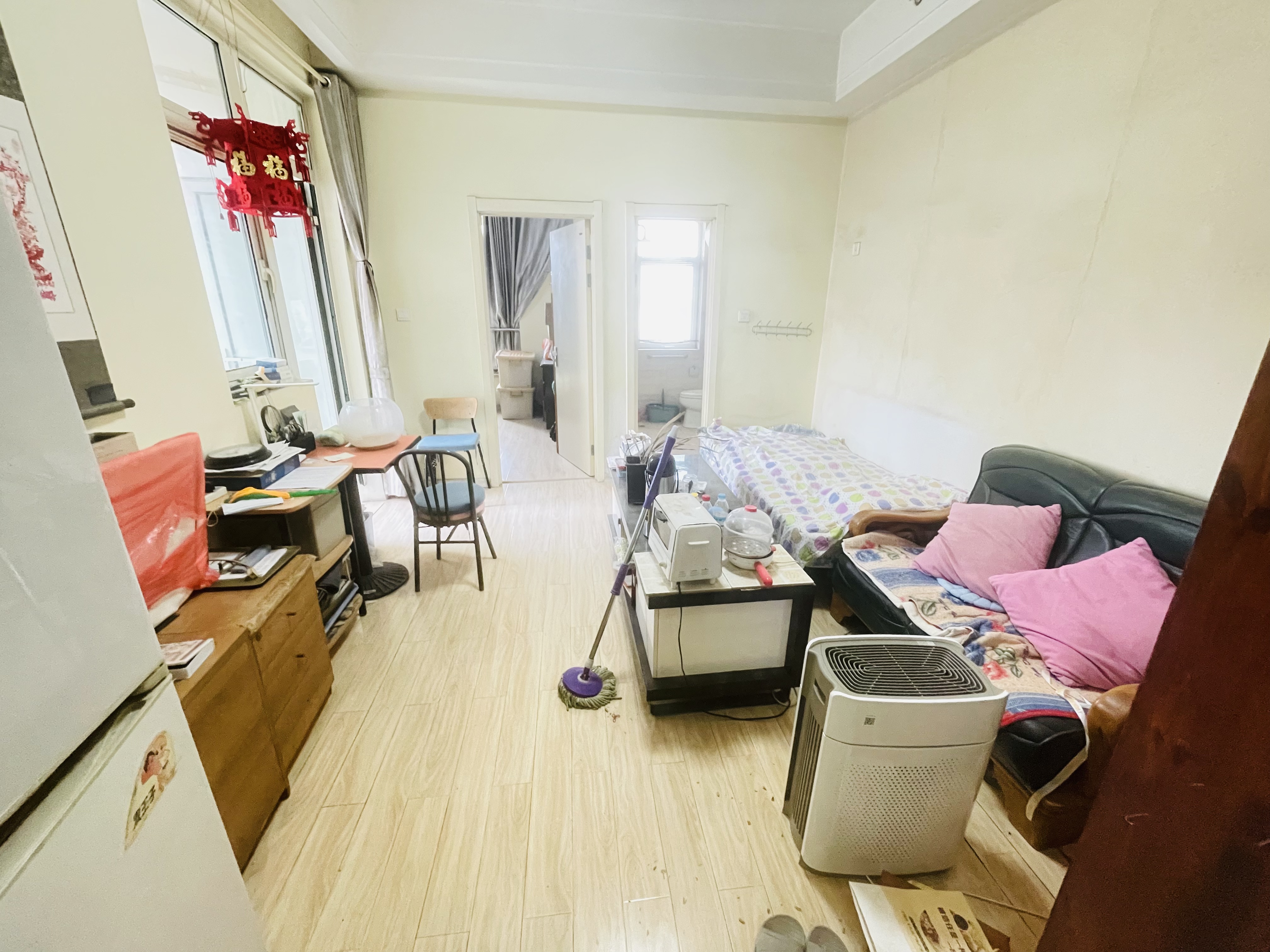 整租·万达公寓，家具家电齐全，拎包入住