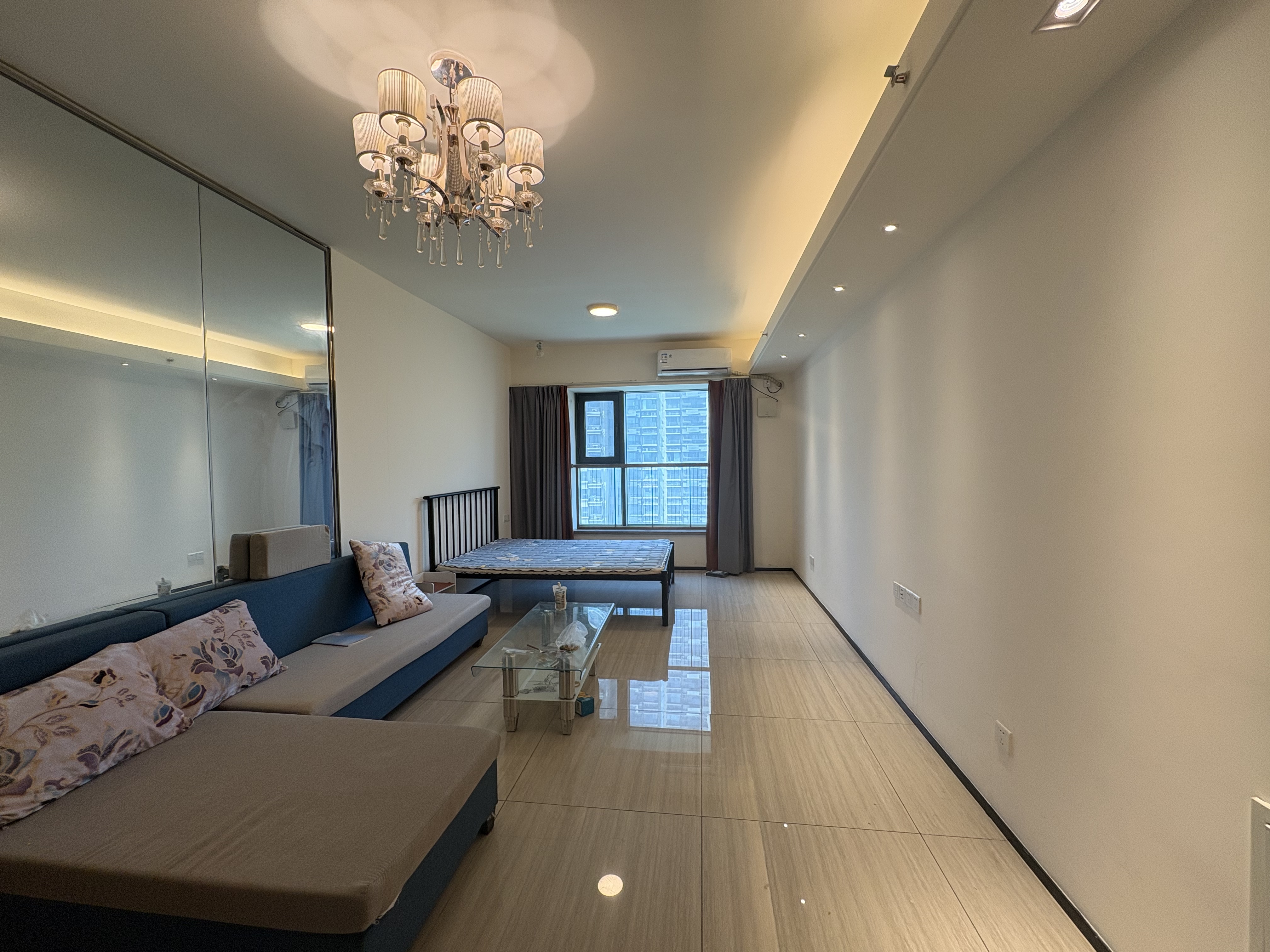 整租· 恒大金碧新城(商住楼) 1室1厅 2