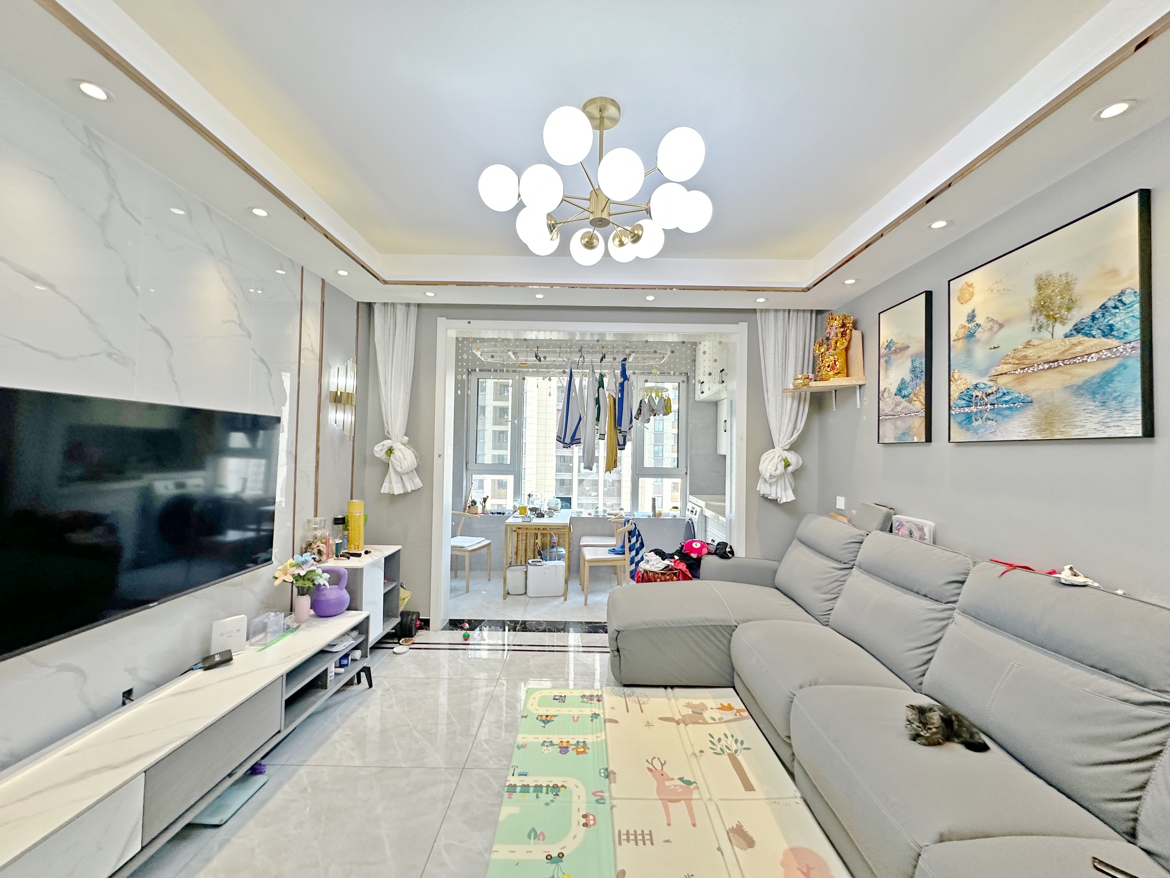  绿地国际城樱花明都  南北