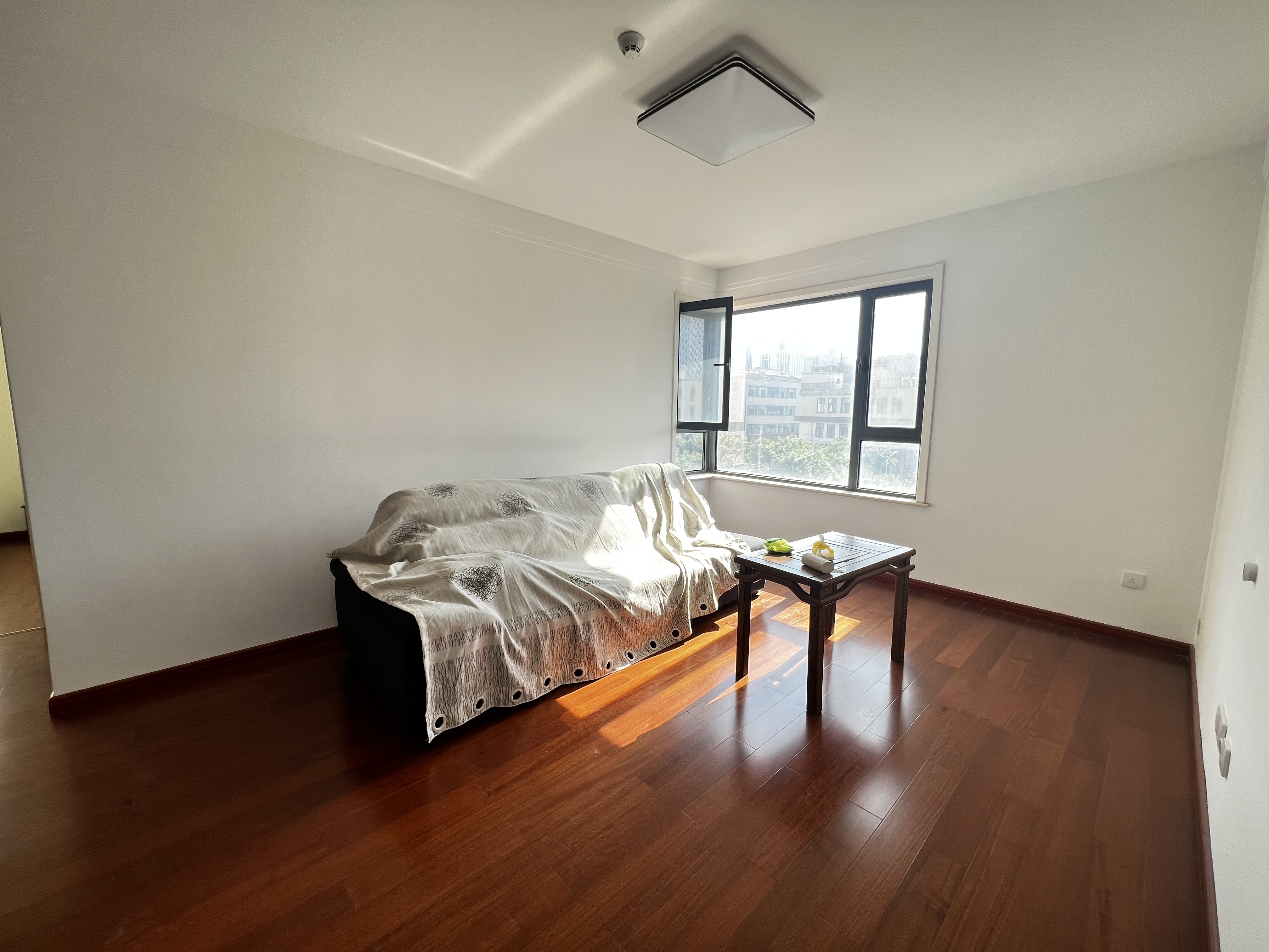 整租· 中建锦绣兰庭二期（南区） 3室2厅 南北