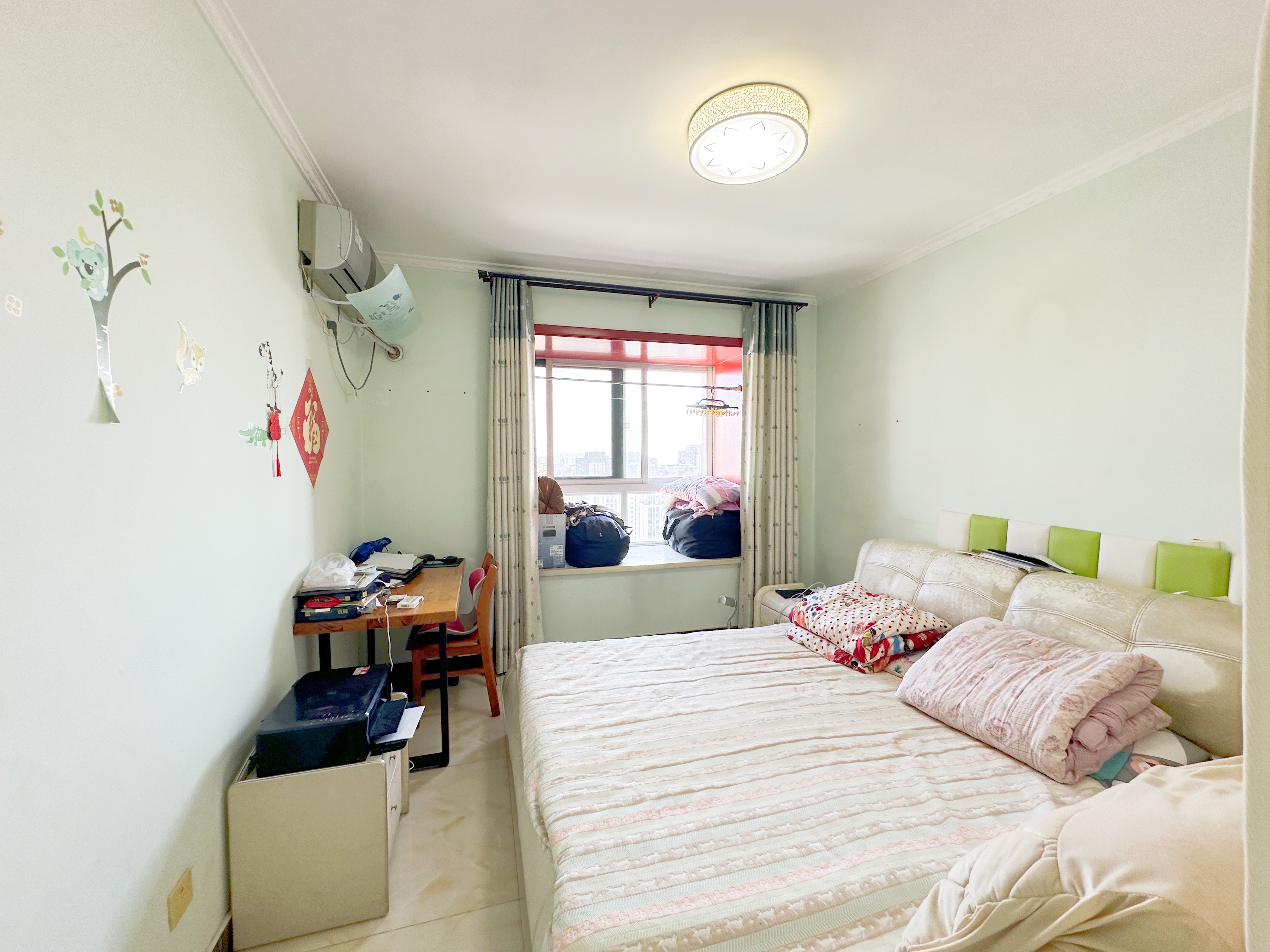 绿地新里梵尔赛公馆