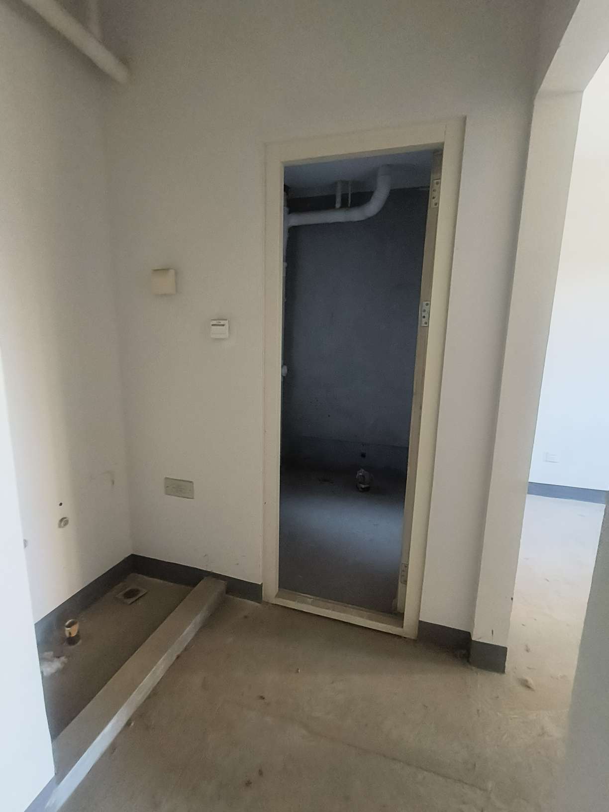 天鸿万象新天万卷府
