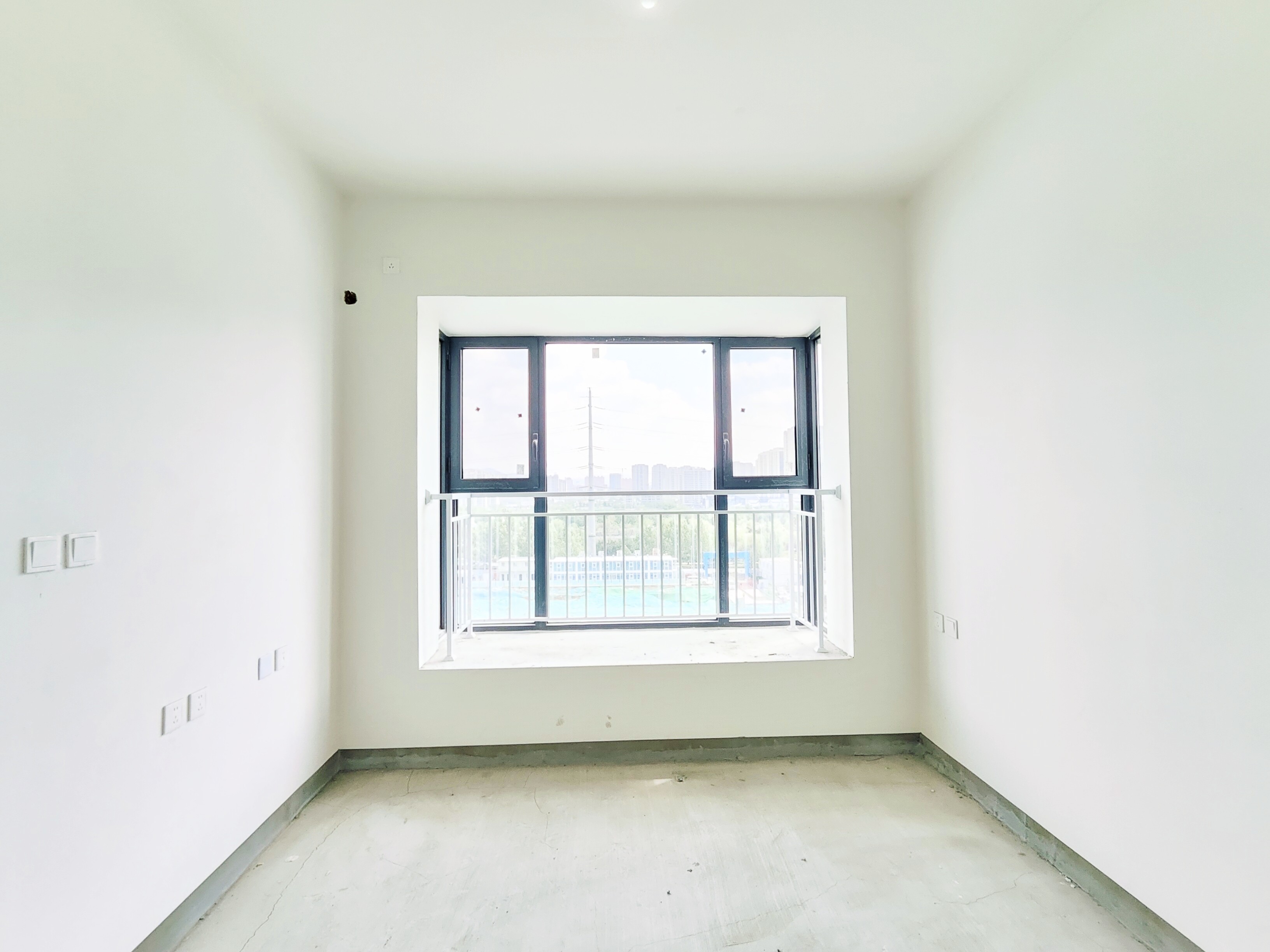 恒大滨河左岸公寓(临湖公馆花园)