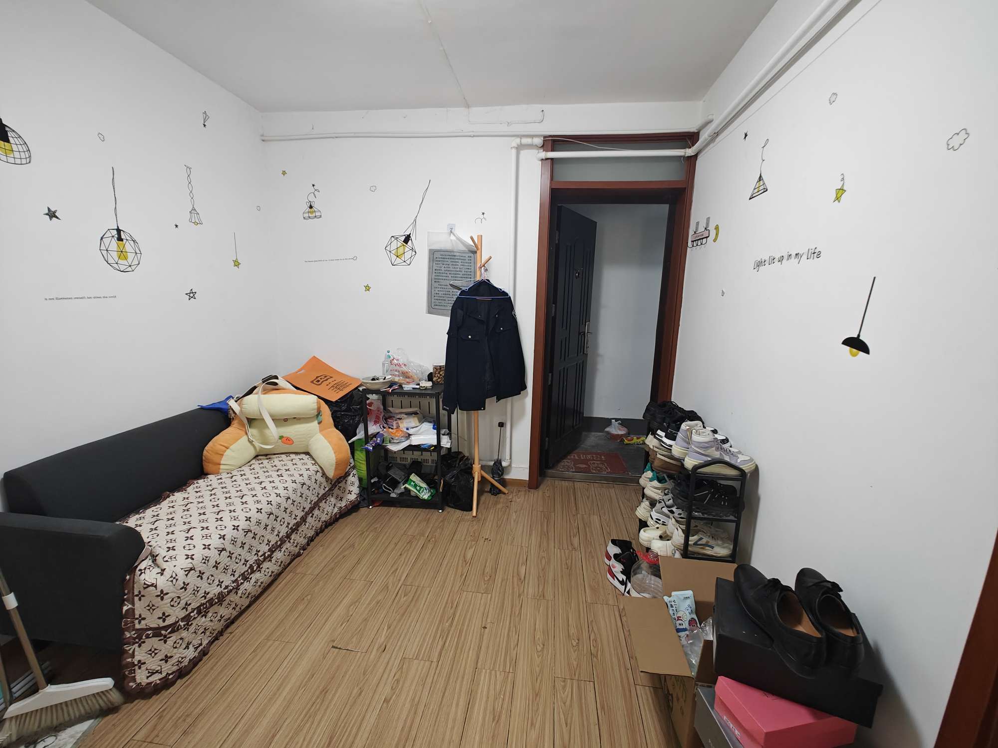 整租·英雄山路87号院  南北