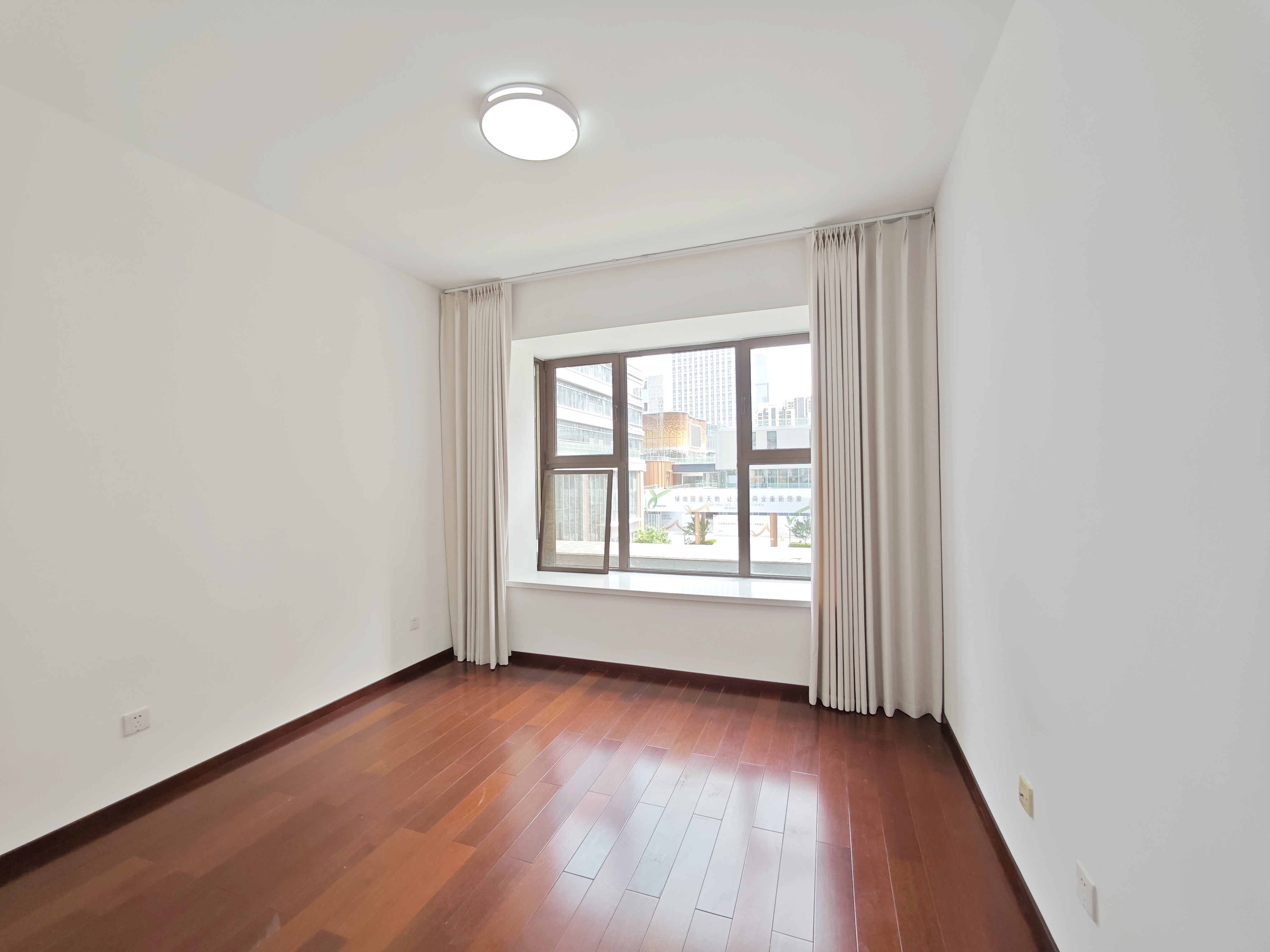 绿地IFC中央公馆