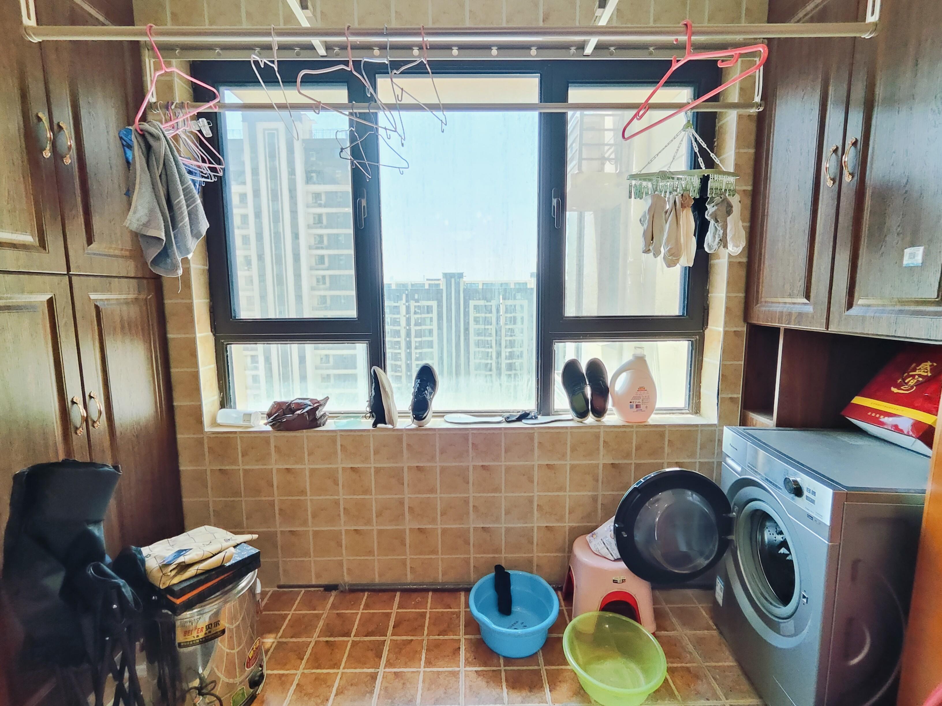 中海御山首府