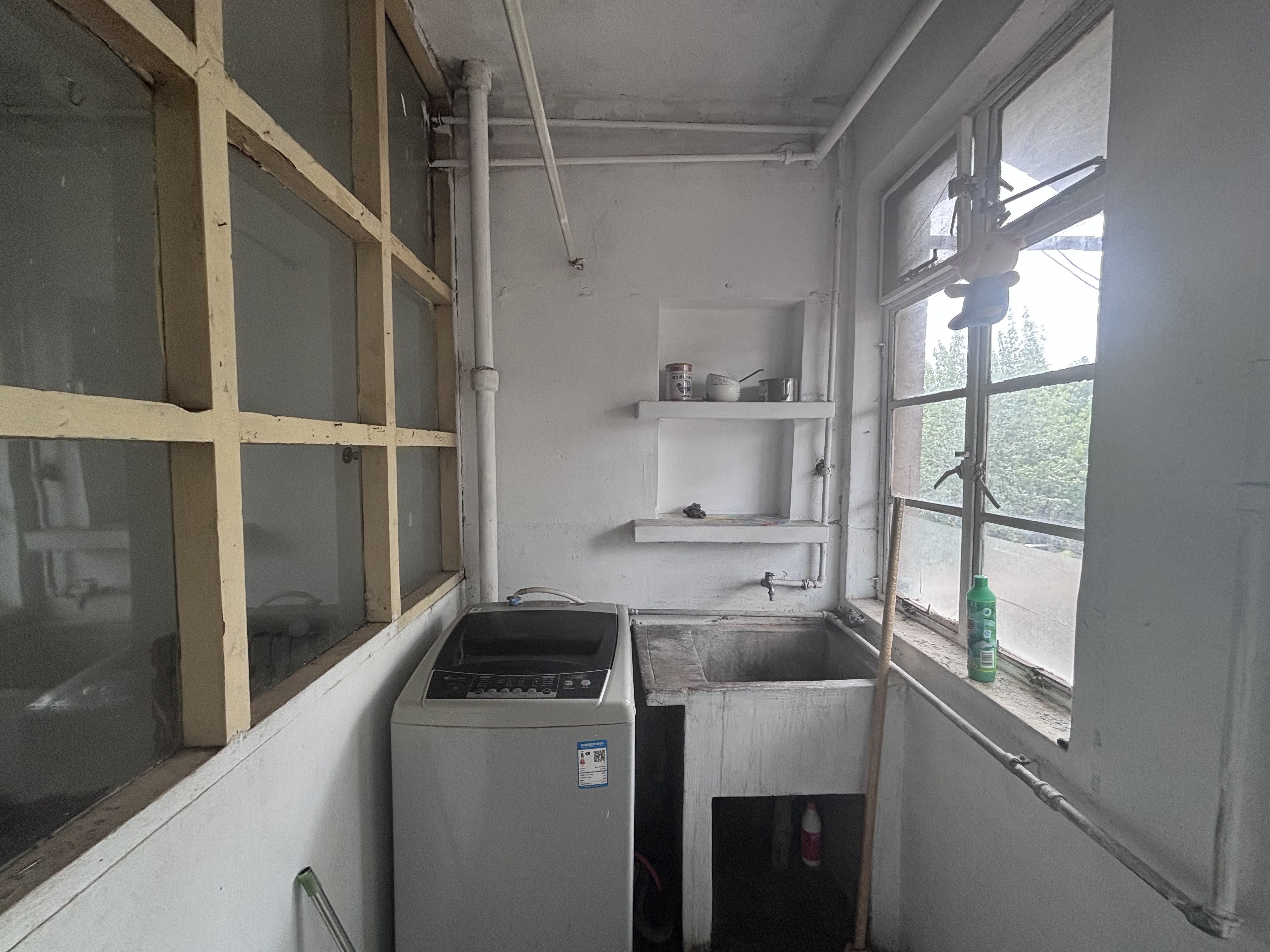 山大南路山大宿舍