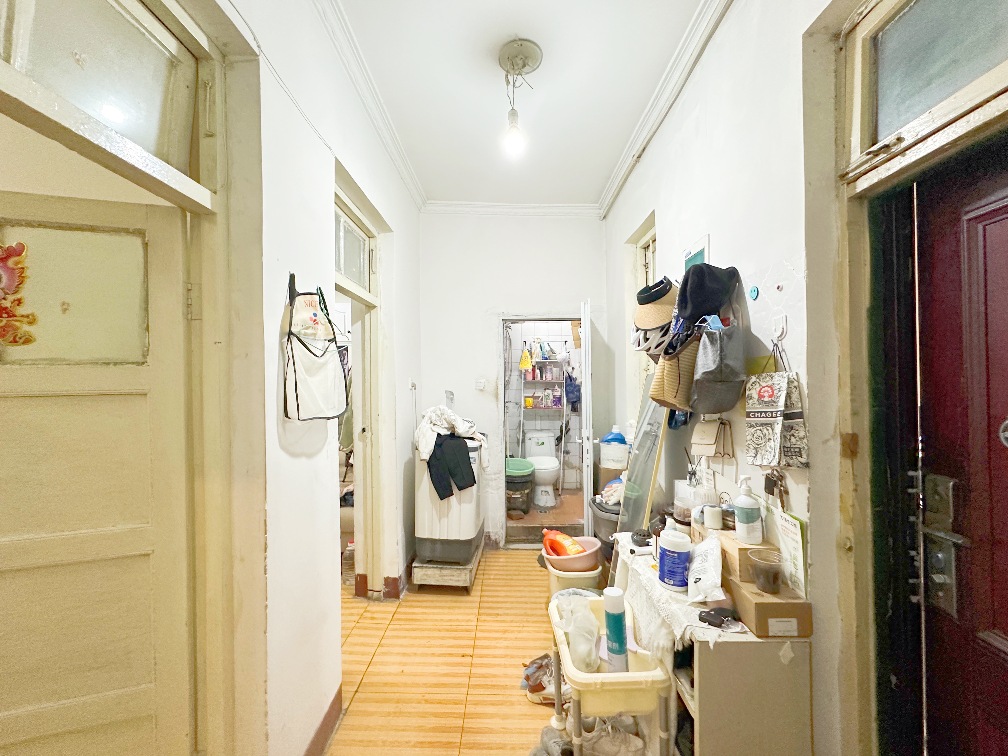 
                            7422军工宿舍 