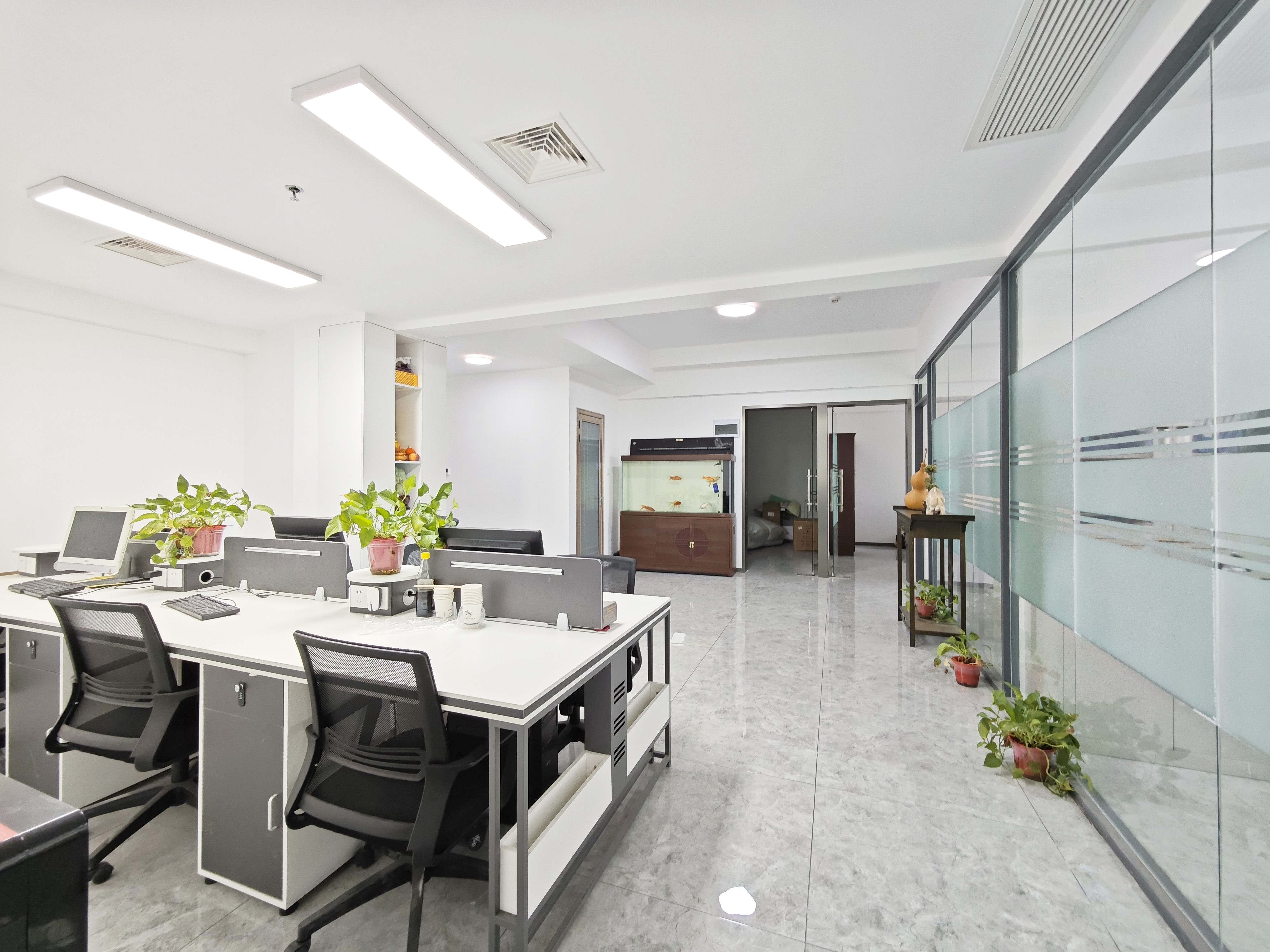  地平西棠甲第 南