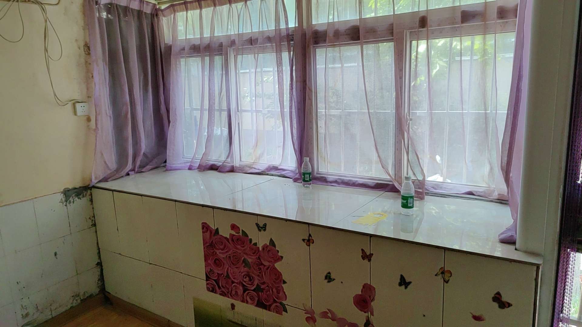 馆驿街小区