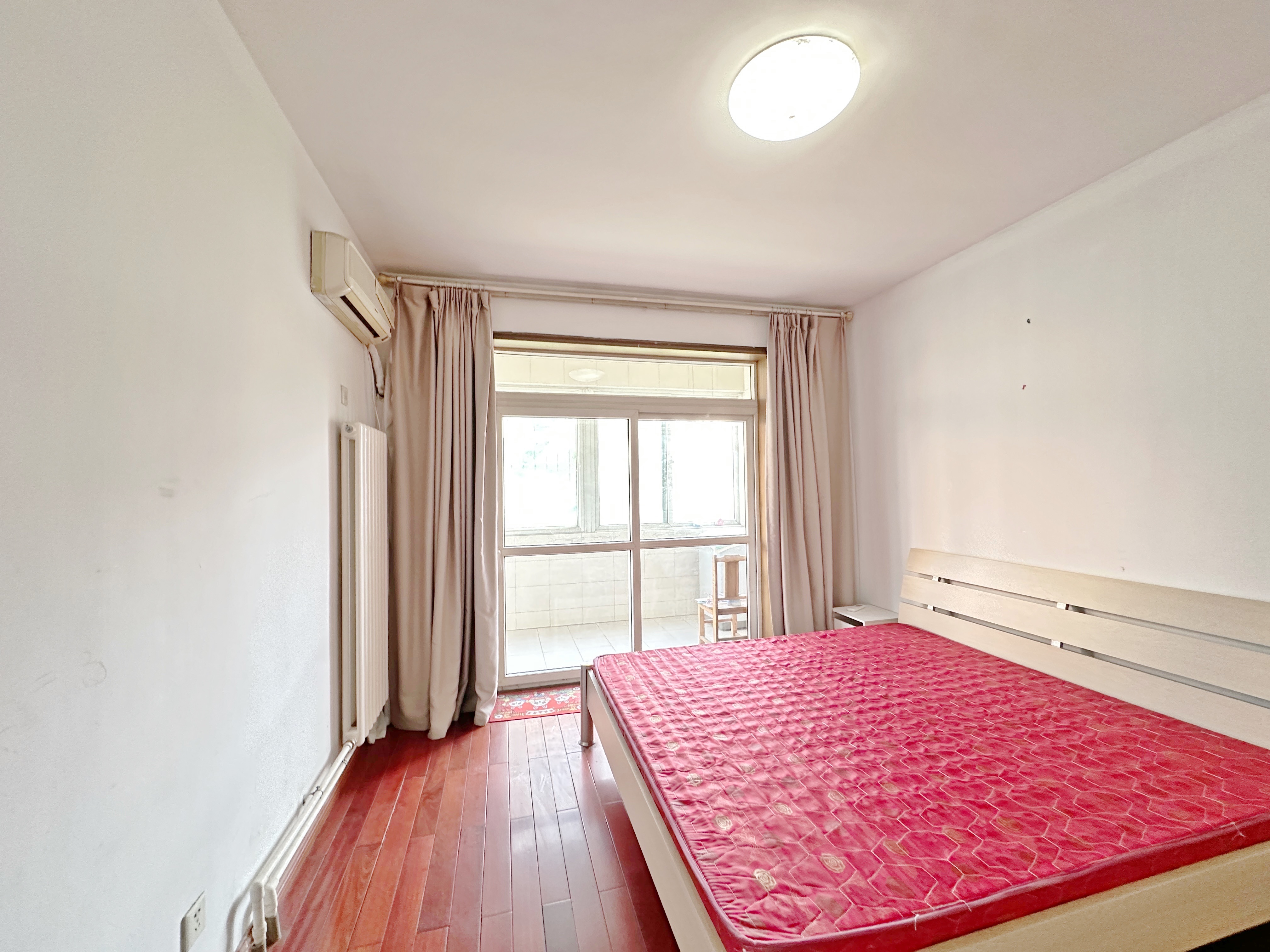 卧龙花园龙盛苑