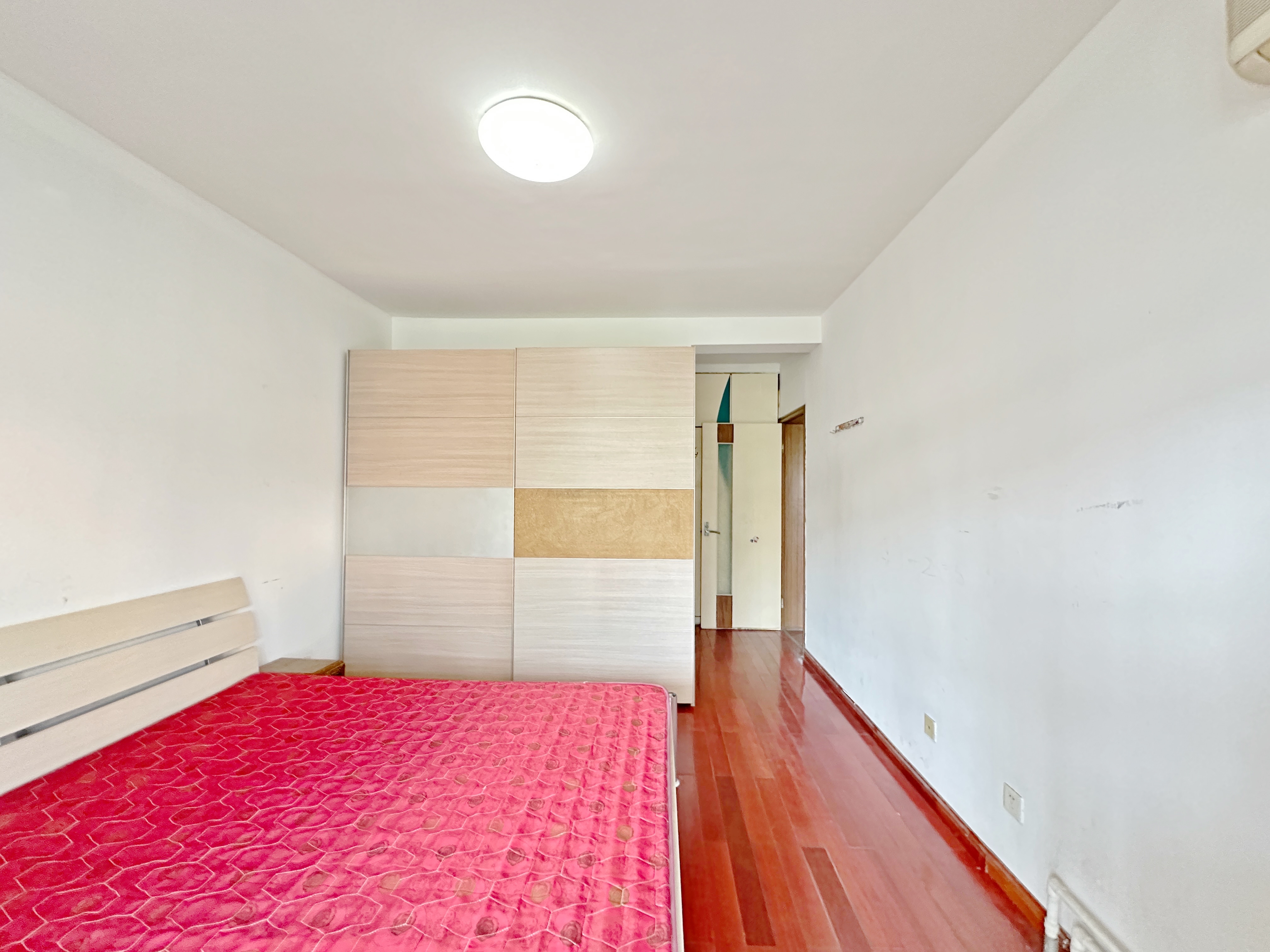 卧龙花园龙盛苑