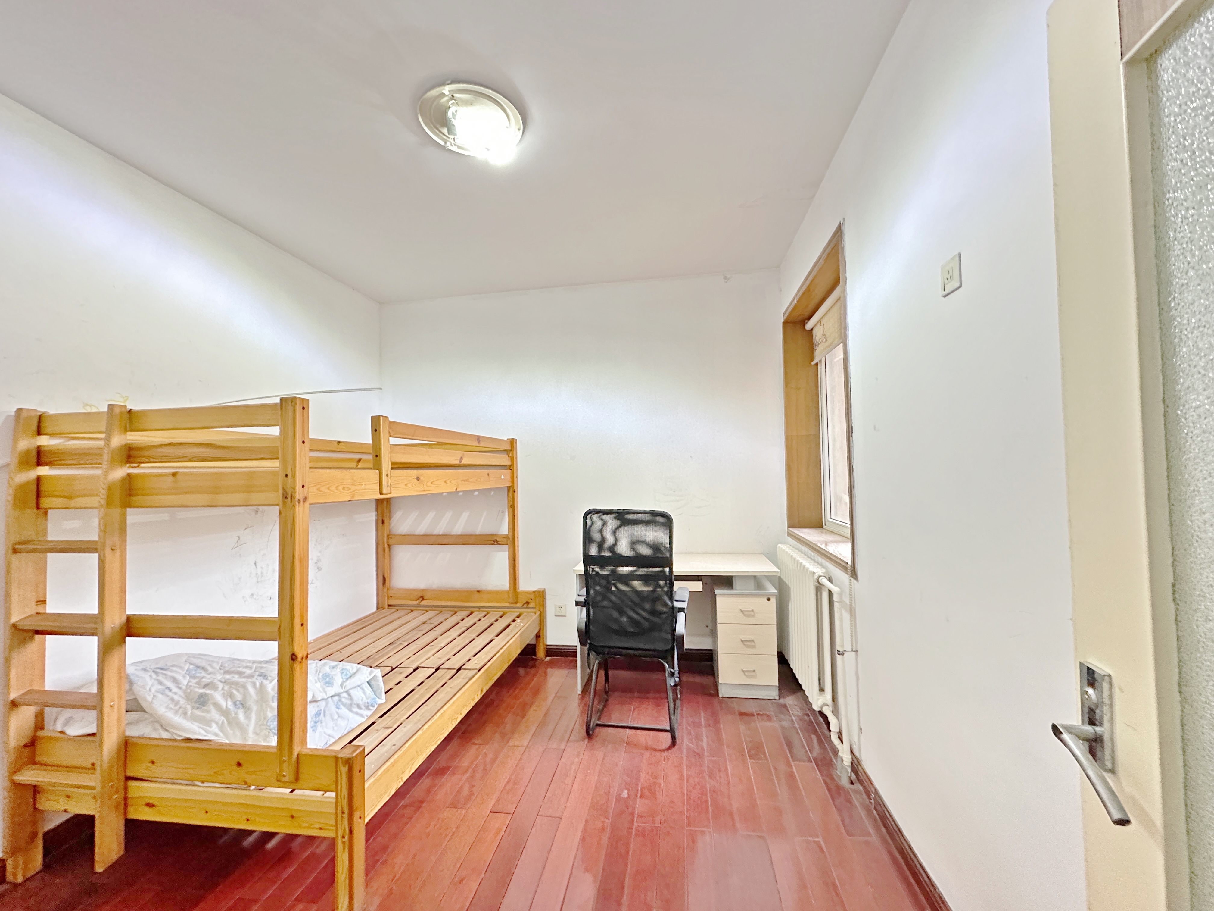 卧龙花园龙盛苑