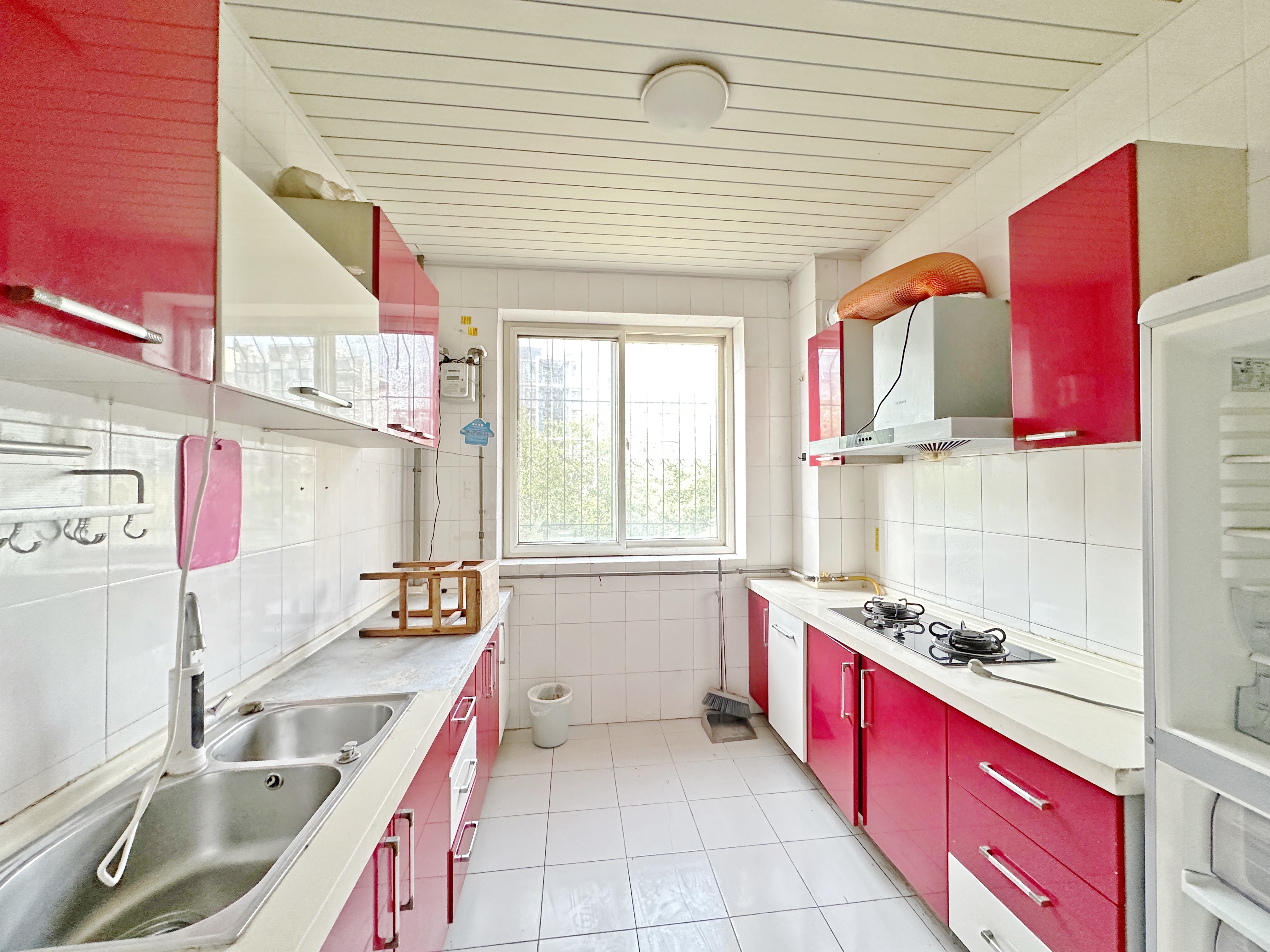 卧龙花园龙盛苑