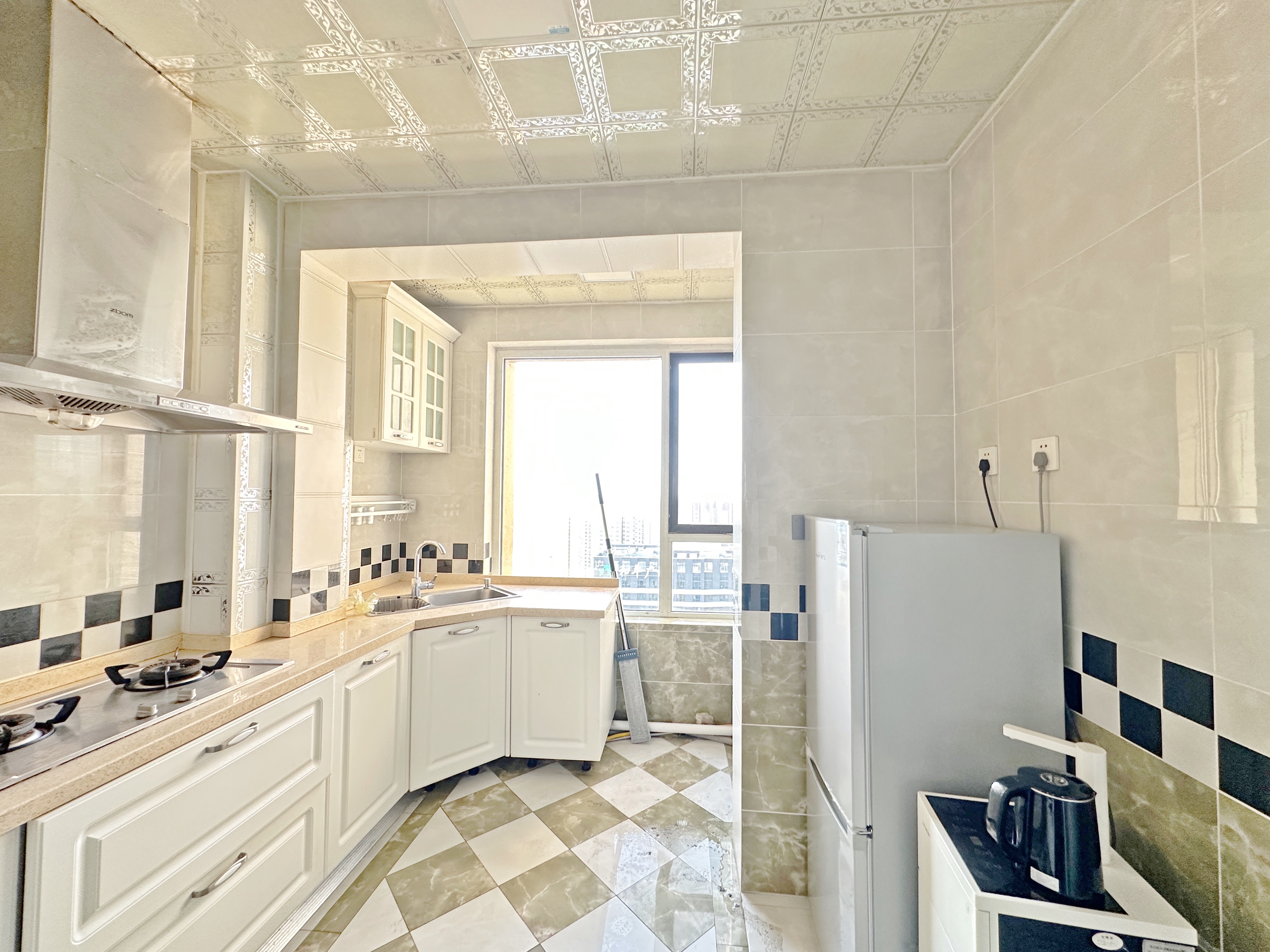 绿地新里卢浮公馆