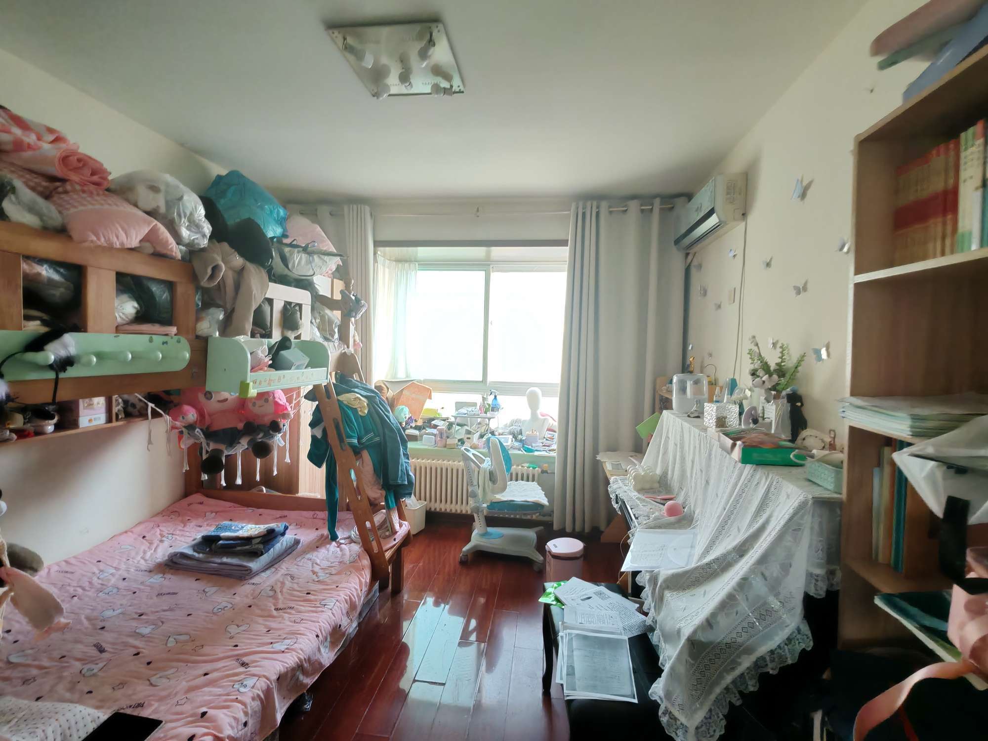 海蔚广场小区