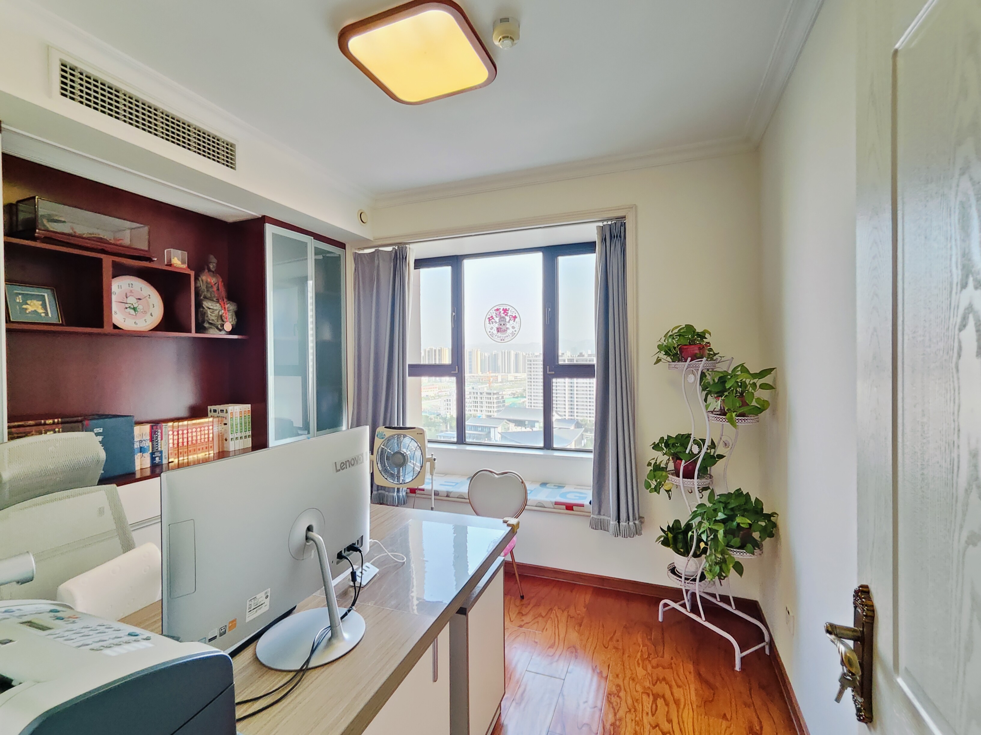 海尔云世界滟澜公馆花园