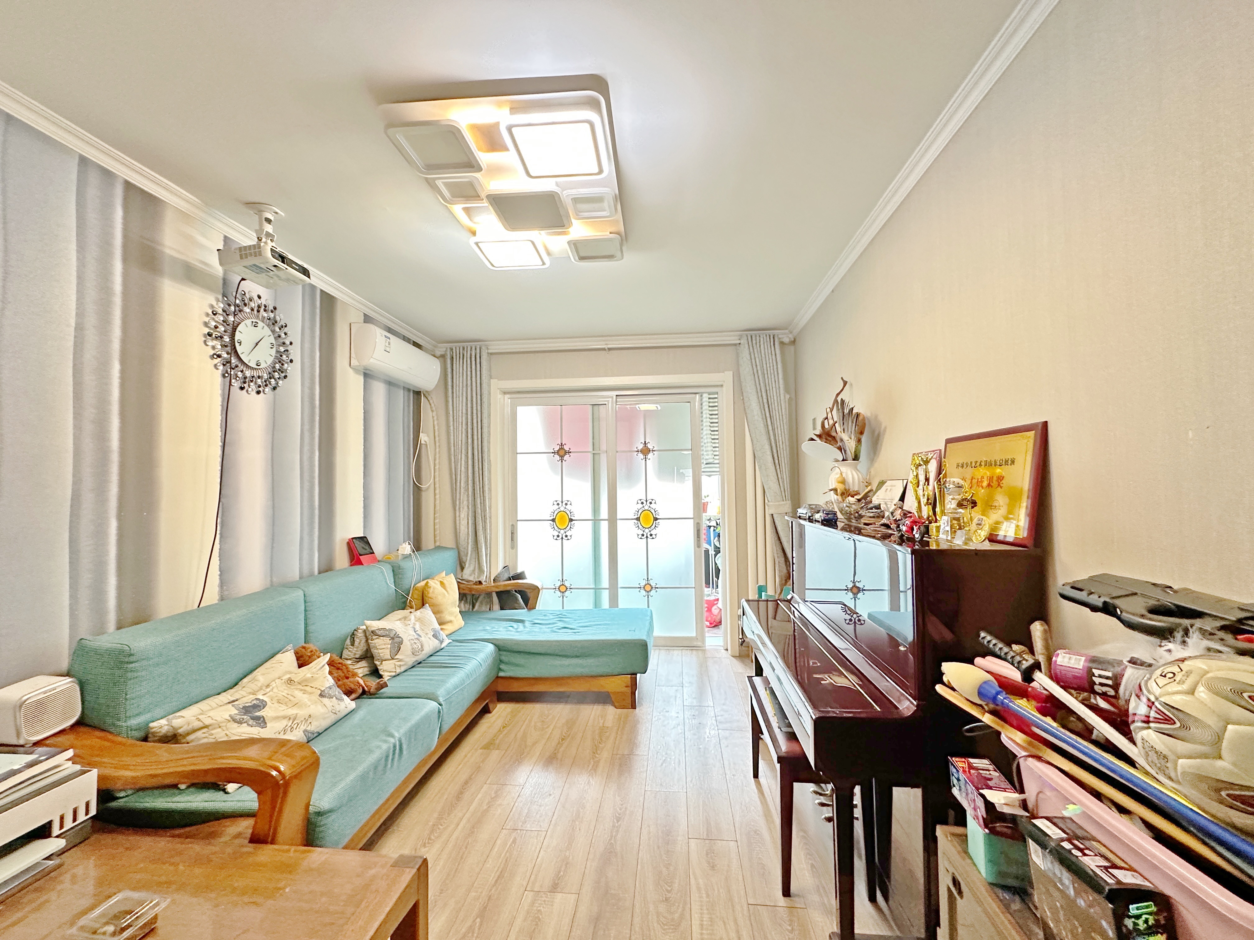 卧龙花园龙盛苑