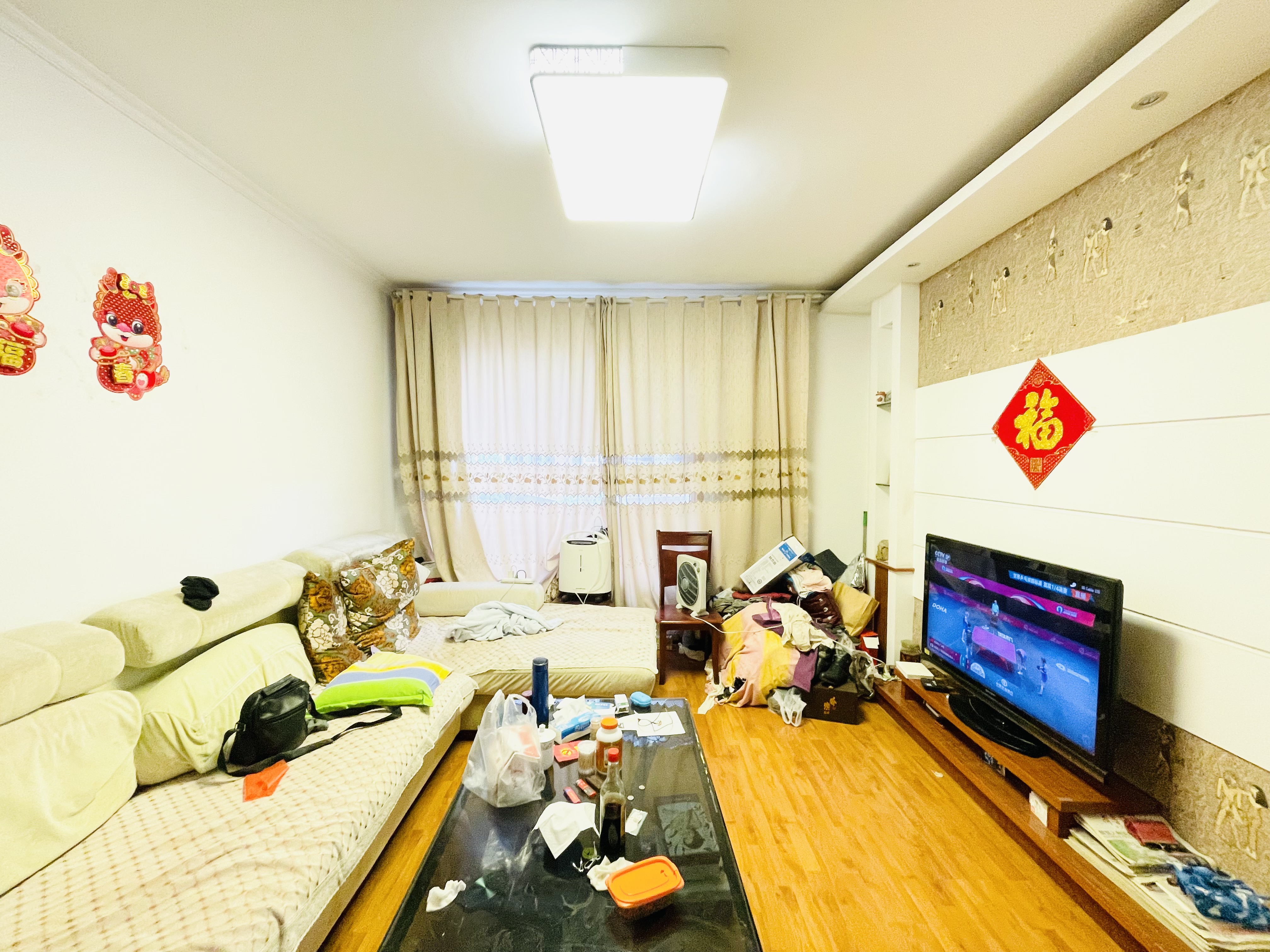   未来城  两居室南向全明户型！诚心出售！