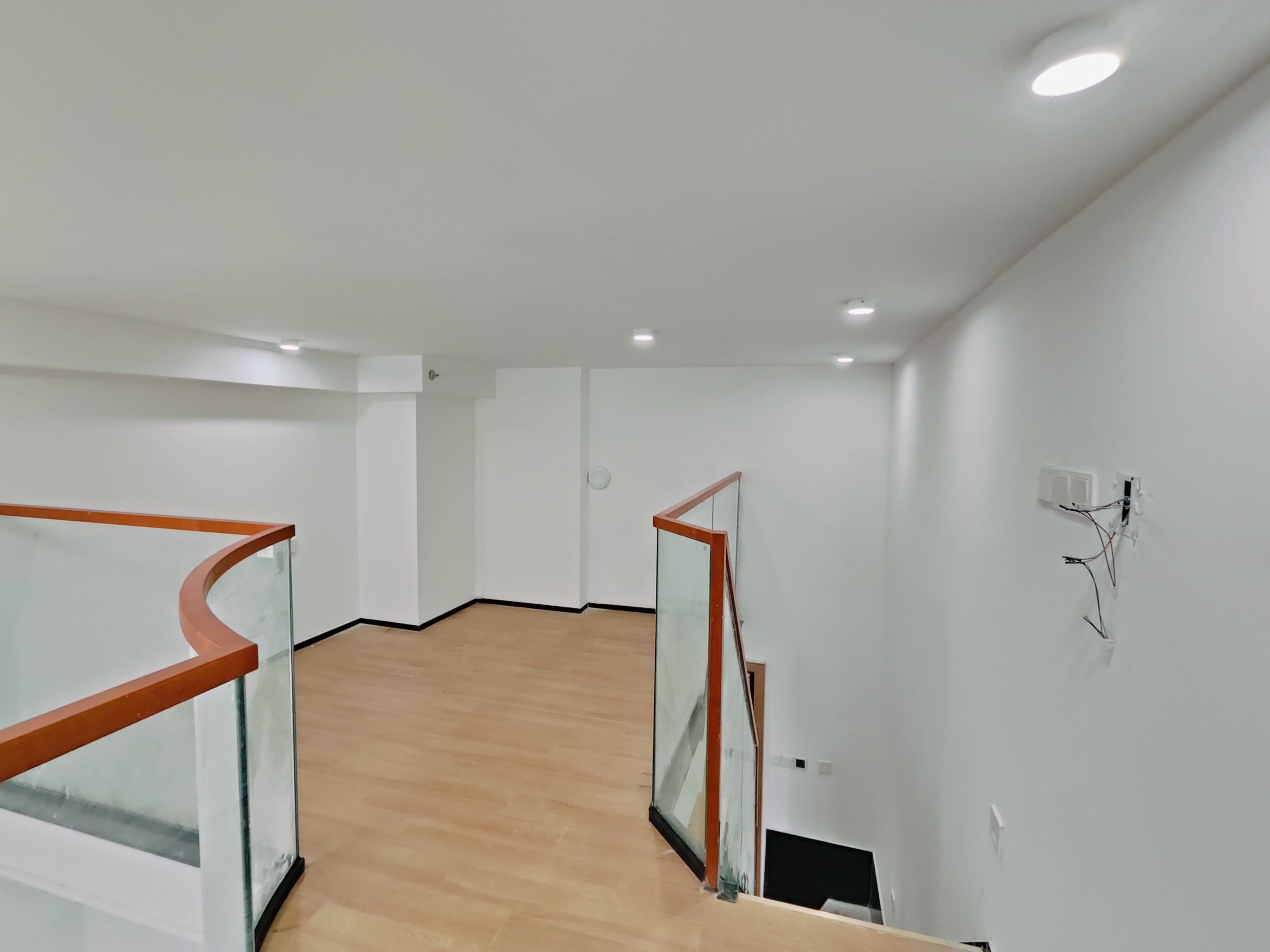 恒大滨河左岸公寓(临湖公馆花园)