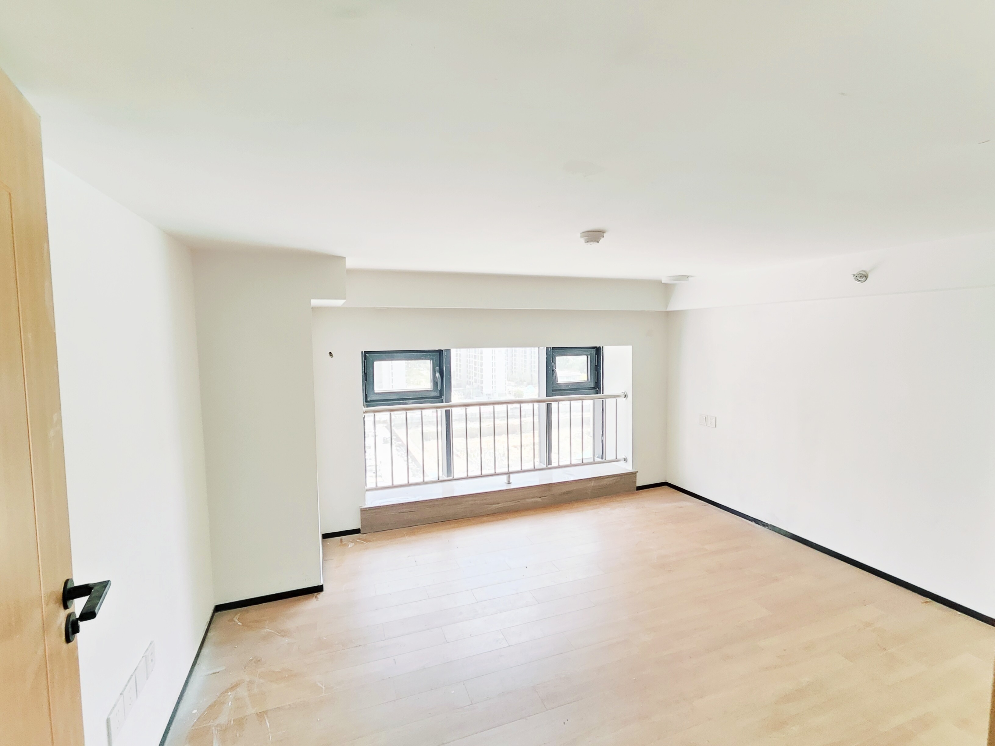 恒大滨河左岸公寓(临湖公馆花园)