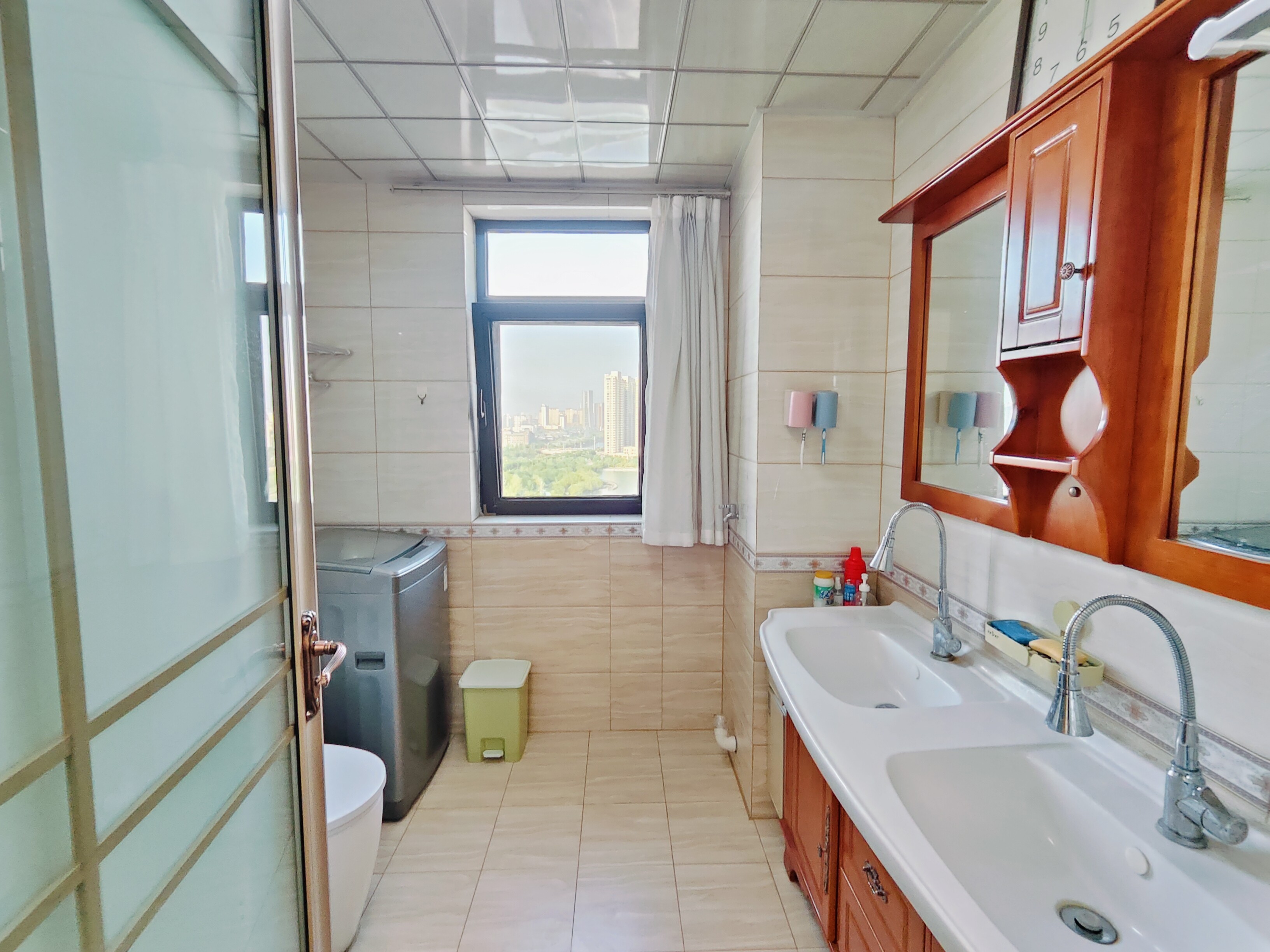 海尔云世界滟澜公馆花园