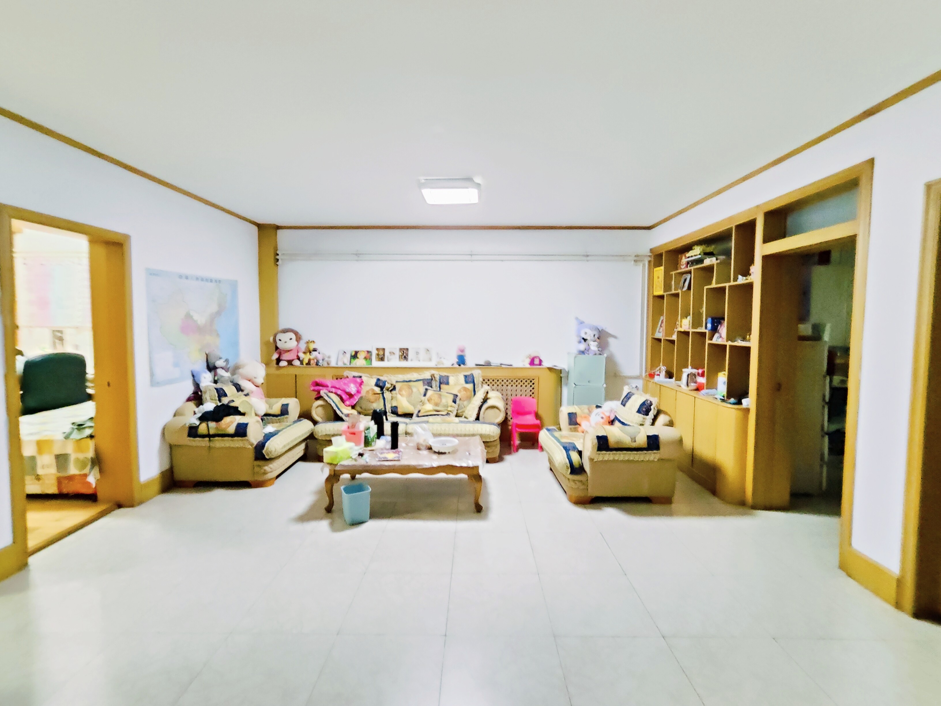 洪家楼西路82号