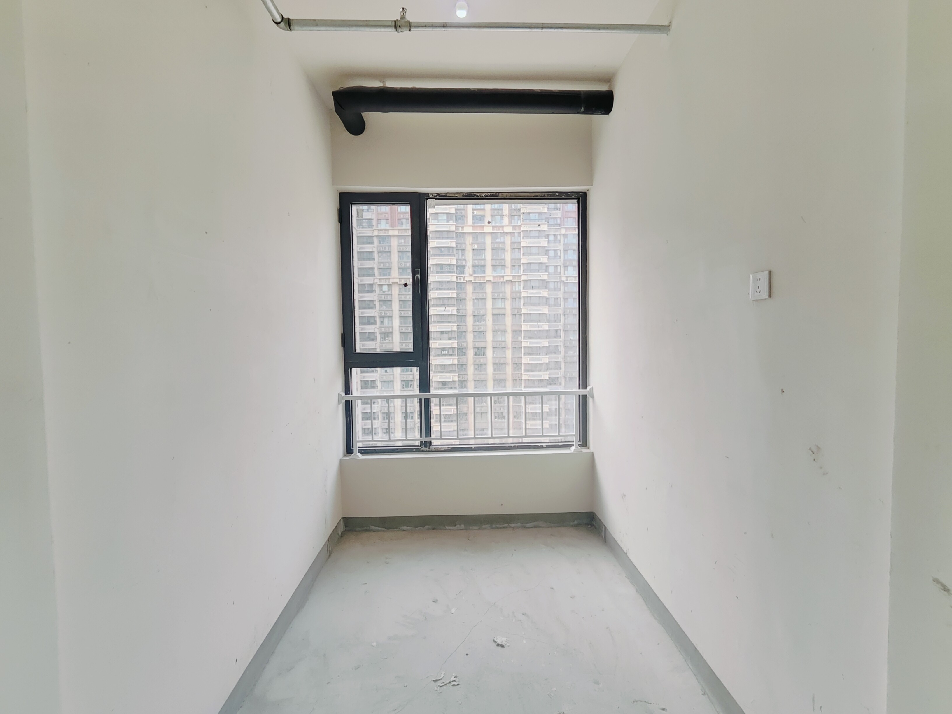 恒大滨河左岸公寓(临湖公馆花园)