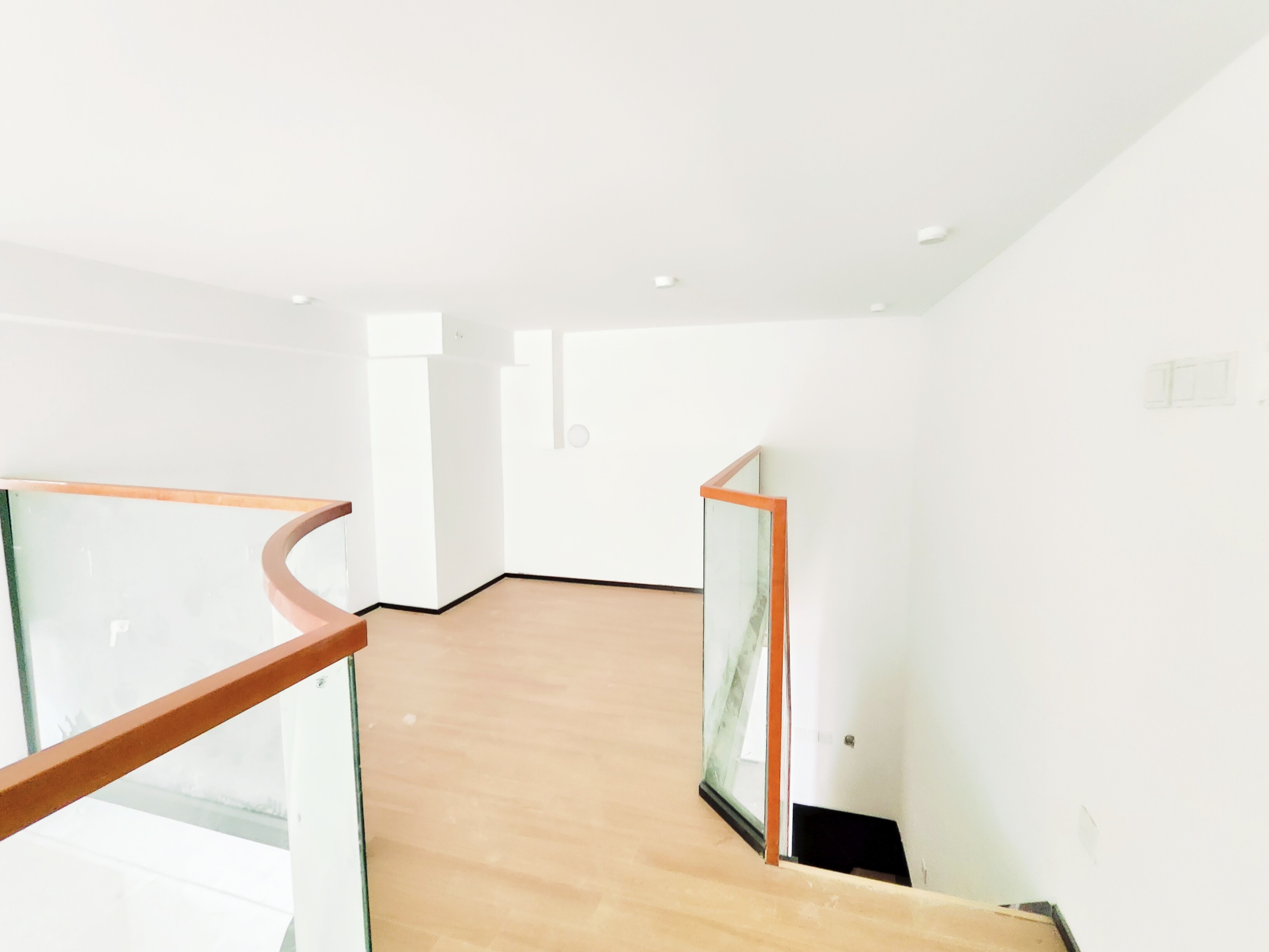 恒大滨河左岸公寓(临湖公馆花园)