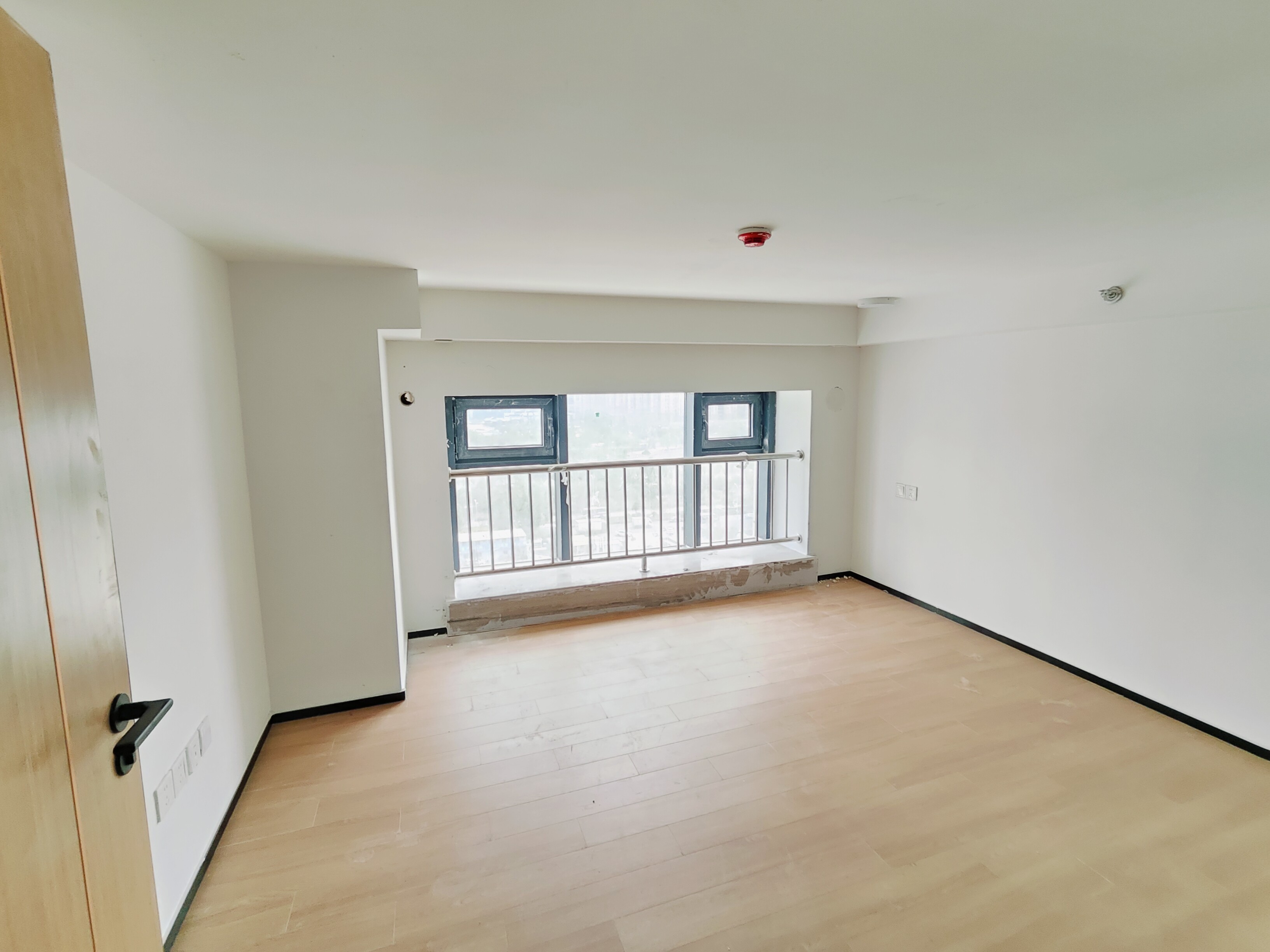 恒大滨河左岸公寓(临湖公馆花园)