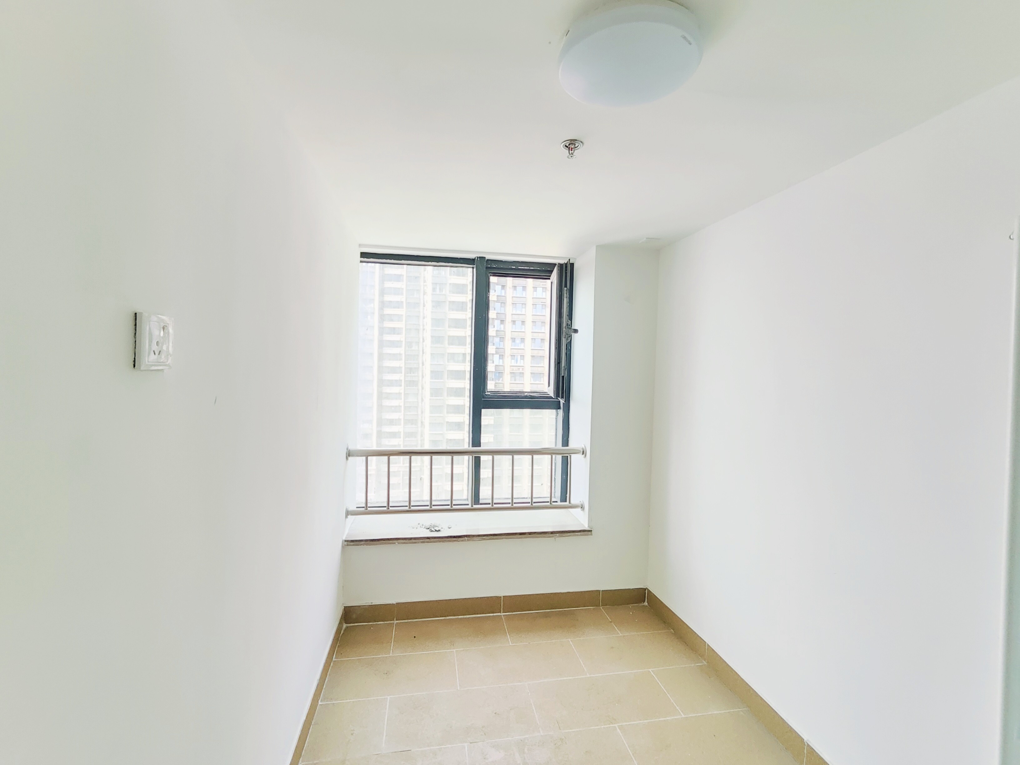 恒大滨河左岸公寓(临湖公馆花园)