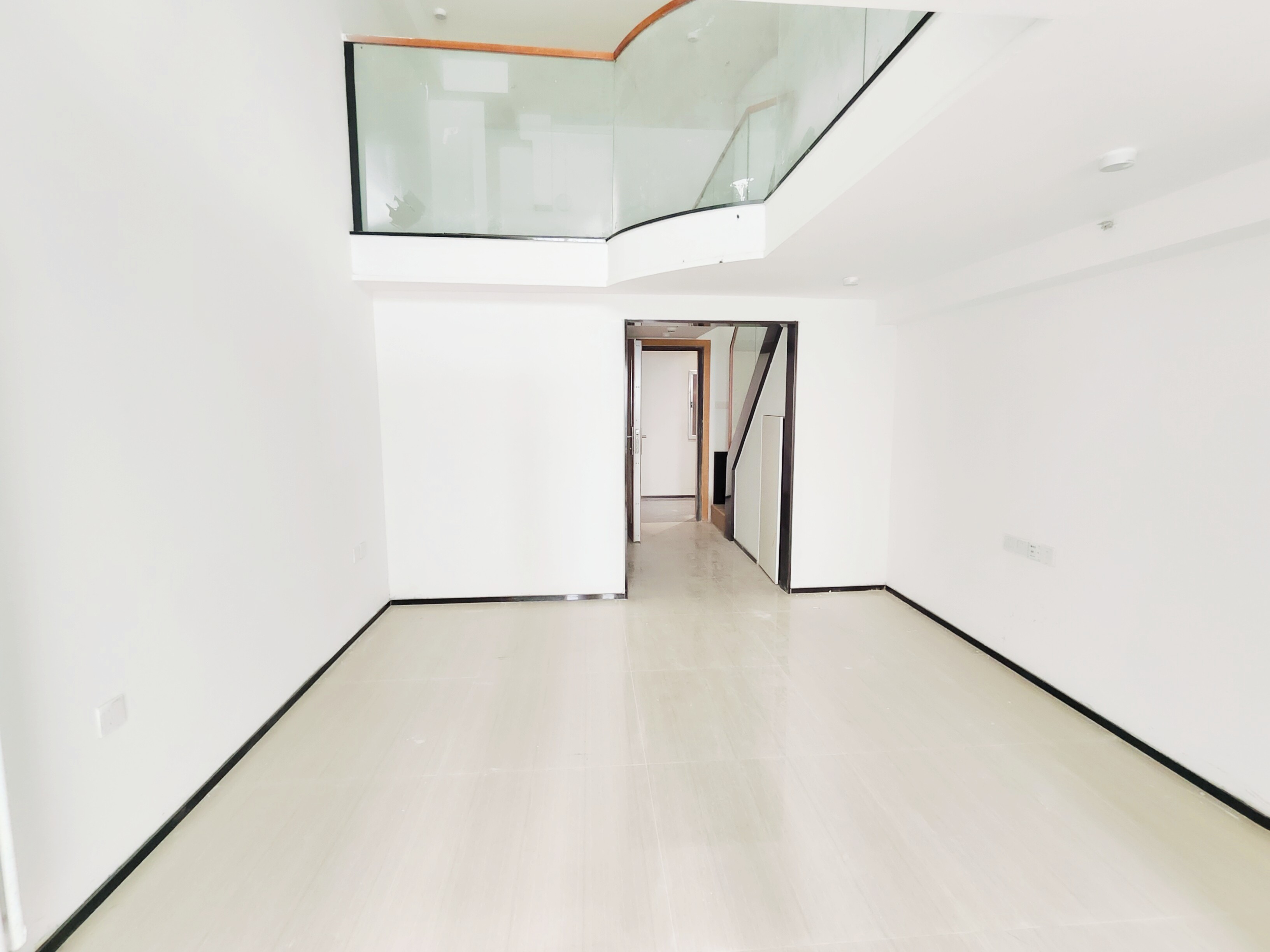 恒大滨河左岸公寓(临湖公馆花园)