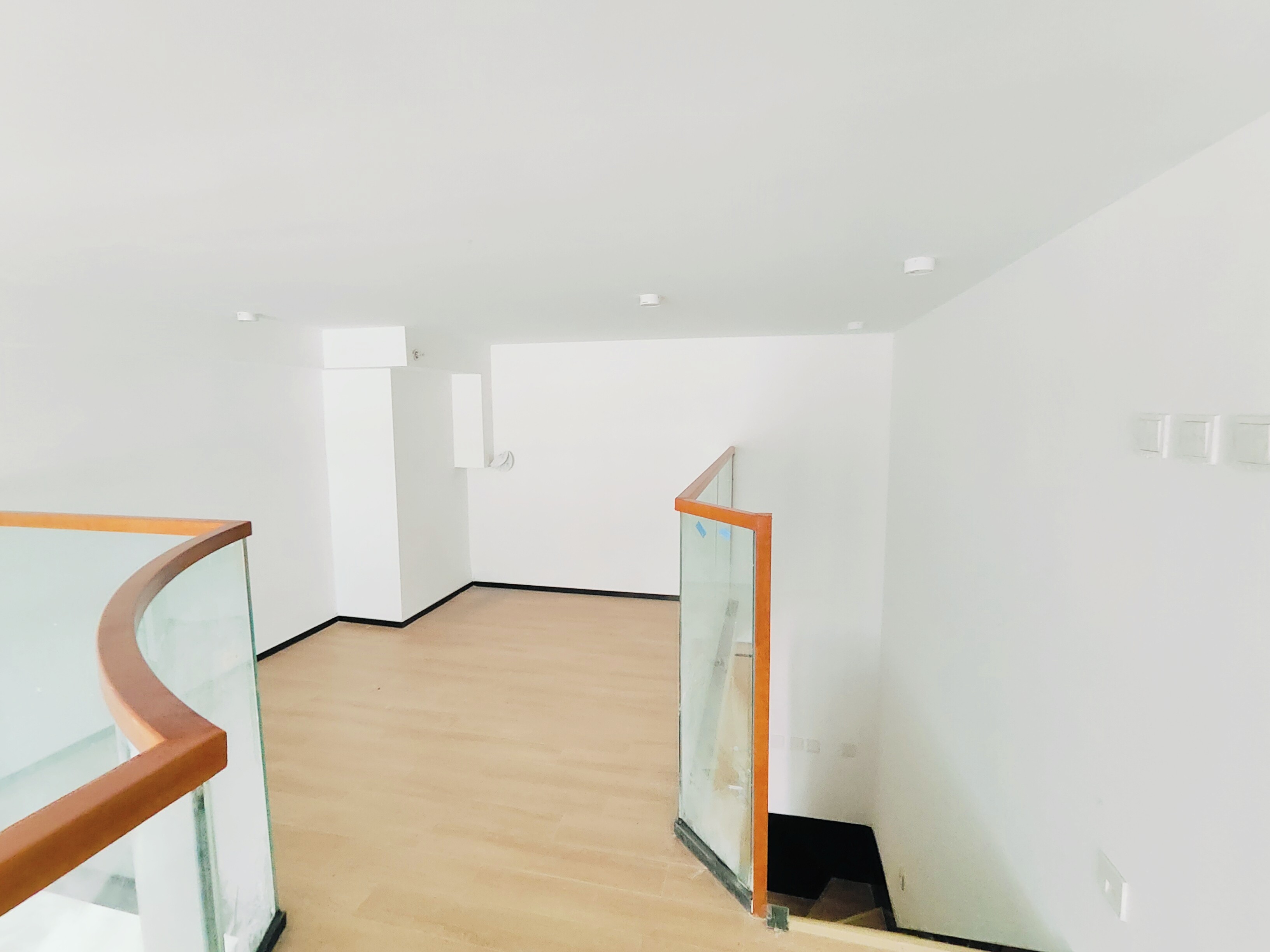 恒大滨河左岸公寓(临湖公馆花园)