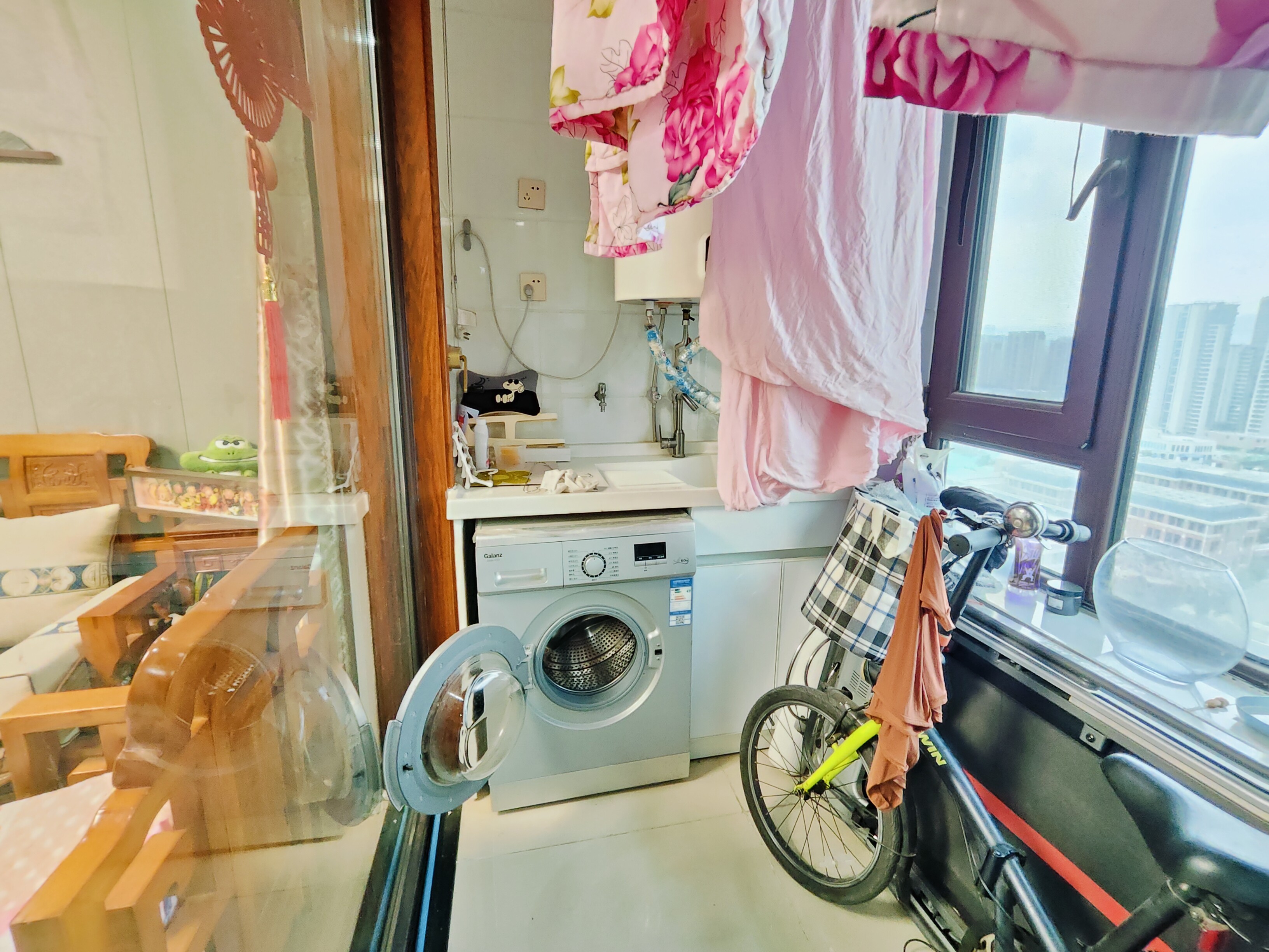 海尔云世界滟澜公馆花园